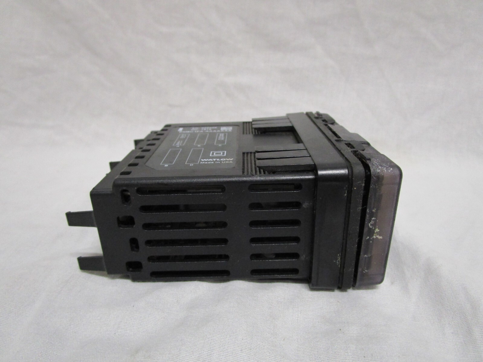 WATLOW PM8C1FA-AAAAAAA INTEGRATED MULTI-FUNCTION CONTROLLER