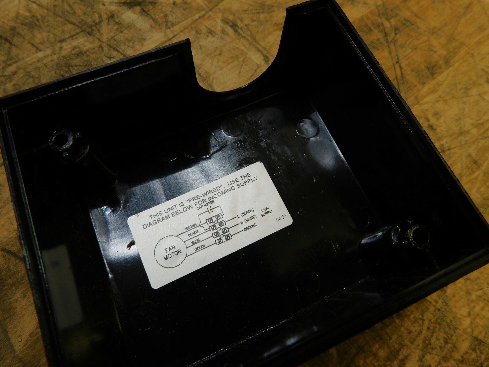 Fantech Enclosed Exhaust Fan 4″ Blade Direct Drive 0.027 hp 100 CFM PB110