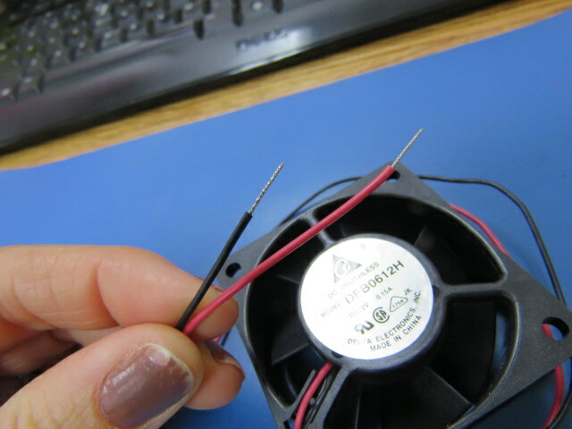 DELTA DFB0612H Qty of 10 per Lot 60x60x20 mm 12V Brushless Tubeaxial Fan 11 Wir
