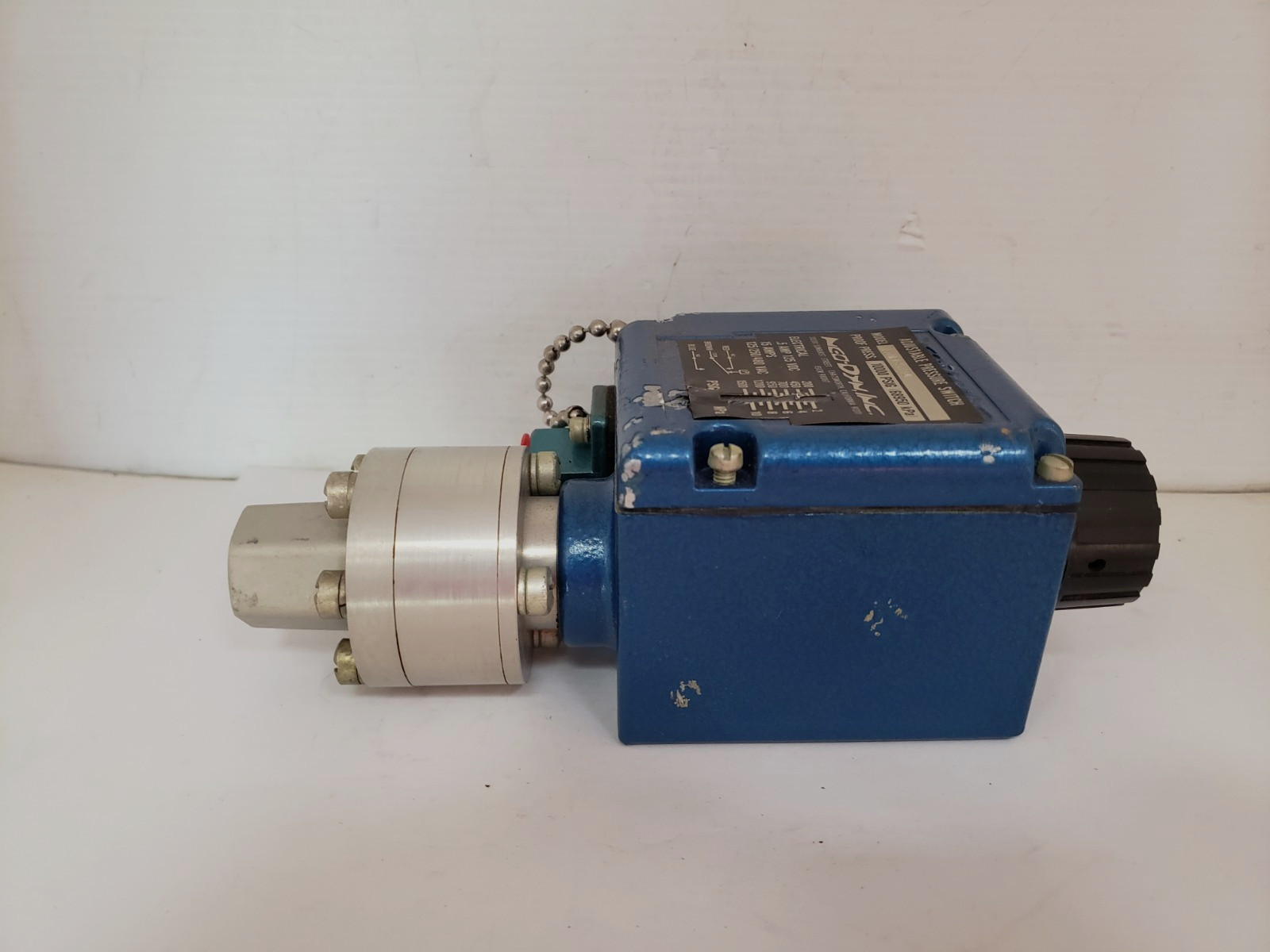 NEO-DYN 201P1-3C3BK PRESSURE SWITCH 200-1500PSI