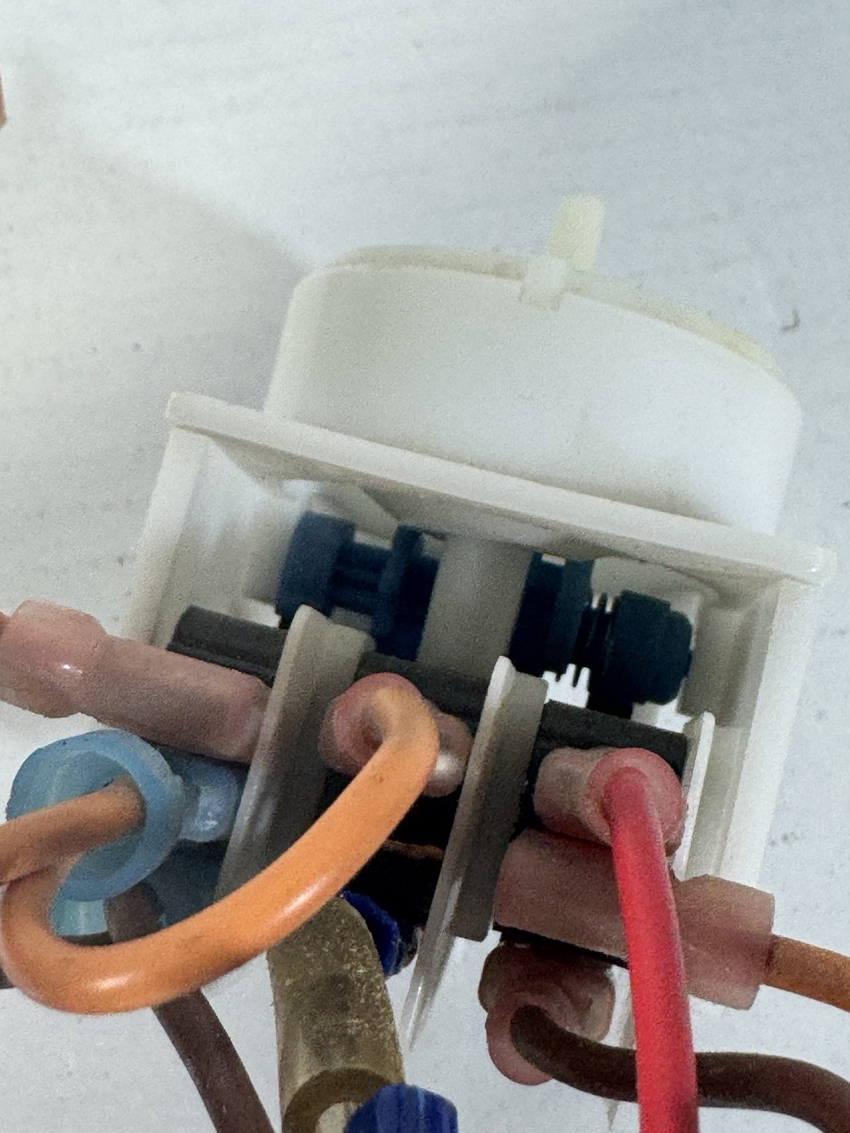 Pres:Air:Trol MCB311A Sequencing Switch Blue Cam, Used With Wires 21A250 Vac,
