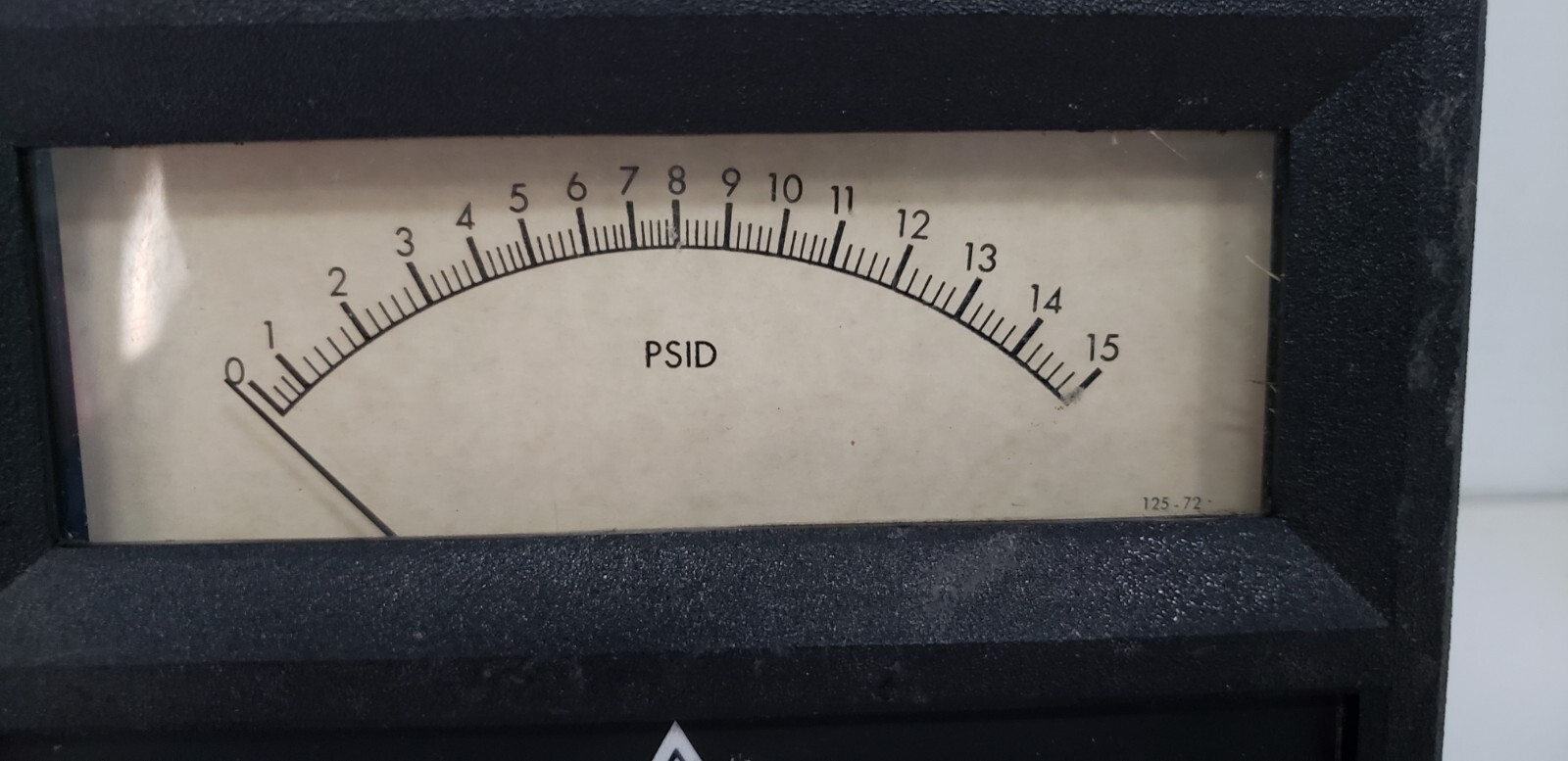 MIDWEST INSTRUMENTS MODEL 125 DIFFERENTIAL PRESSURE GAUGE, 0-15 PSID