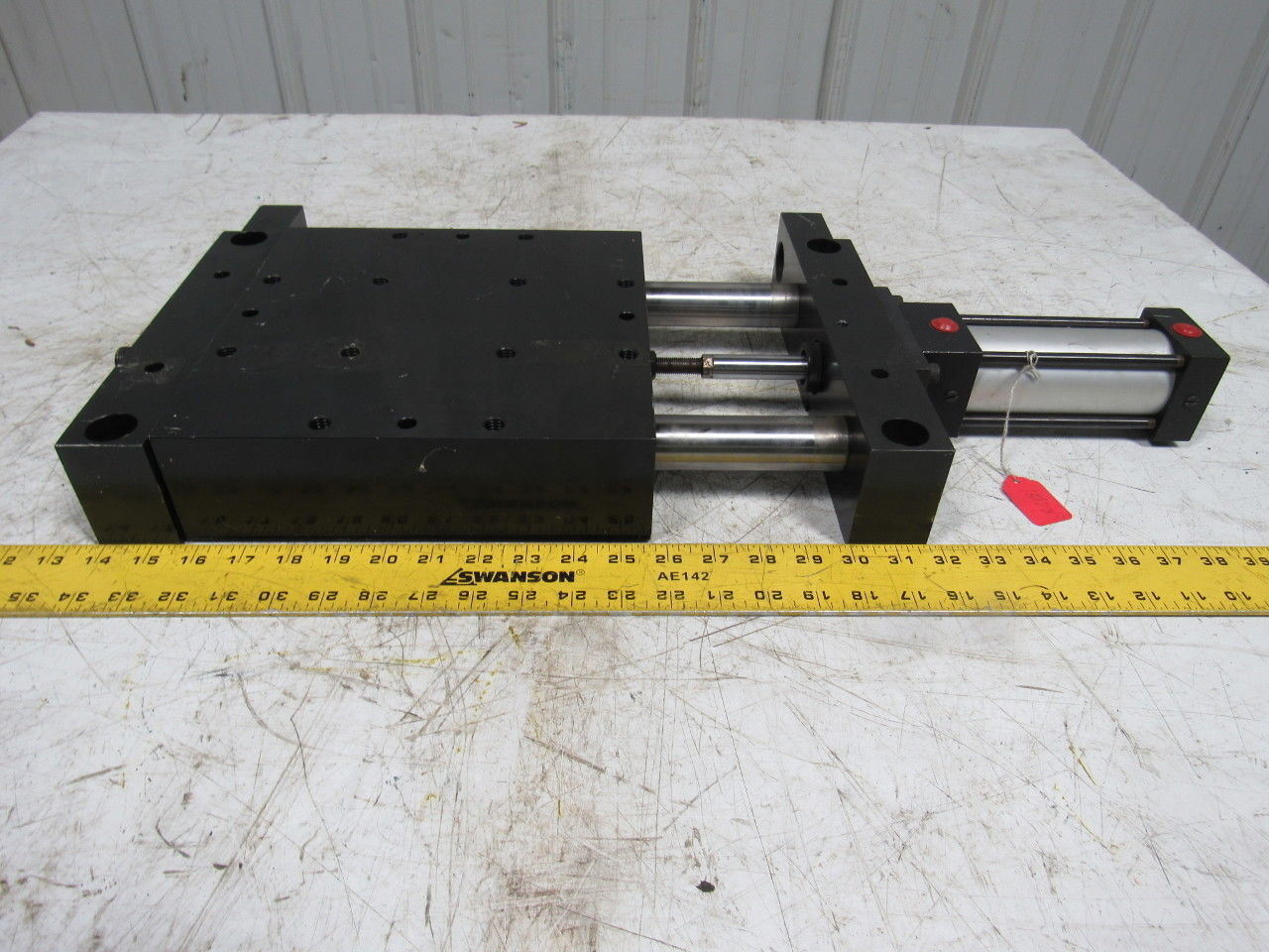 PHD BS101X4D206 Pneumatic Linear Slide 10″x10″x2-3/4″ 4″ Stroke 150 PSI Max.