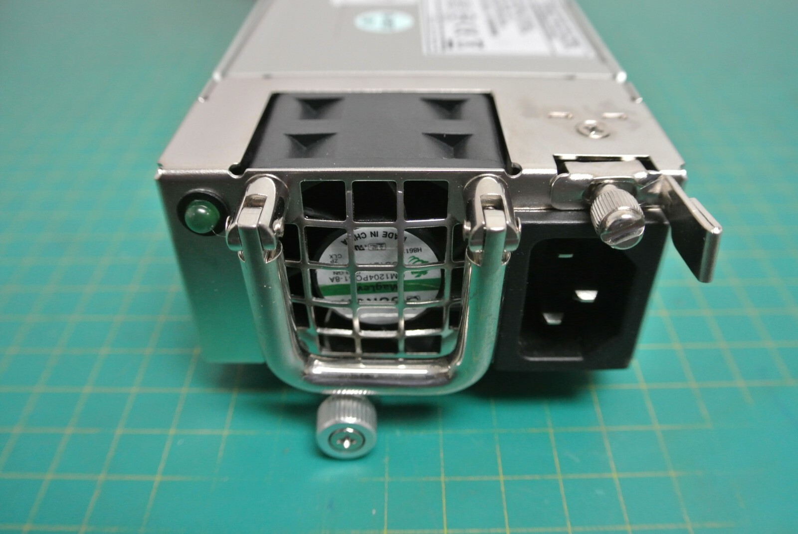 ZIPPY TECHNOLOGY (G1M-5300P) power supply