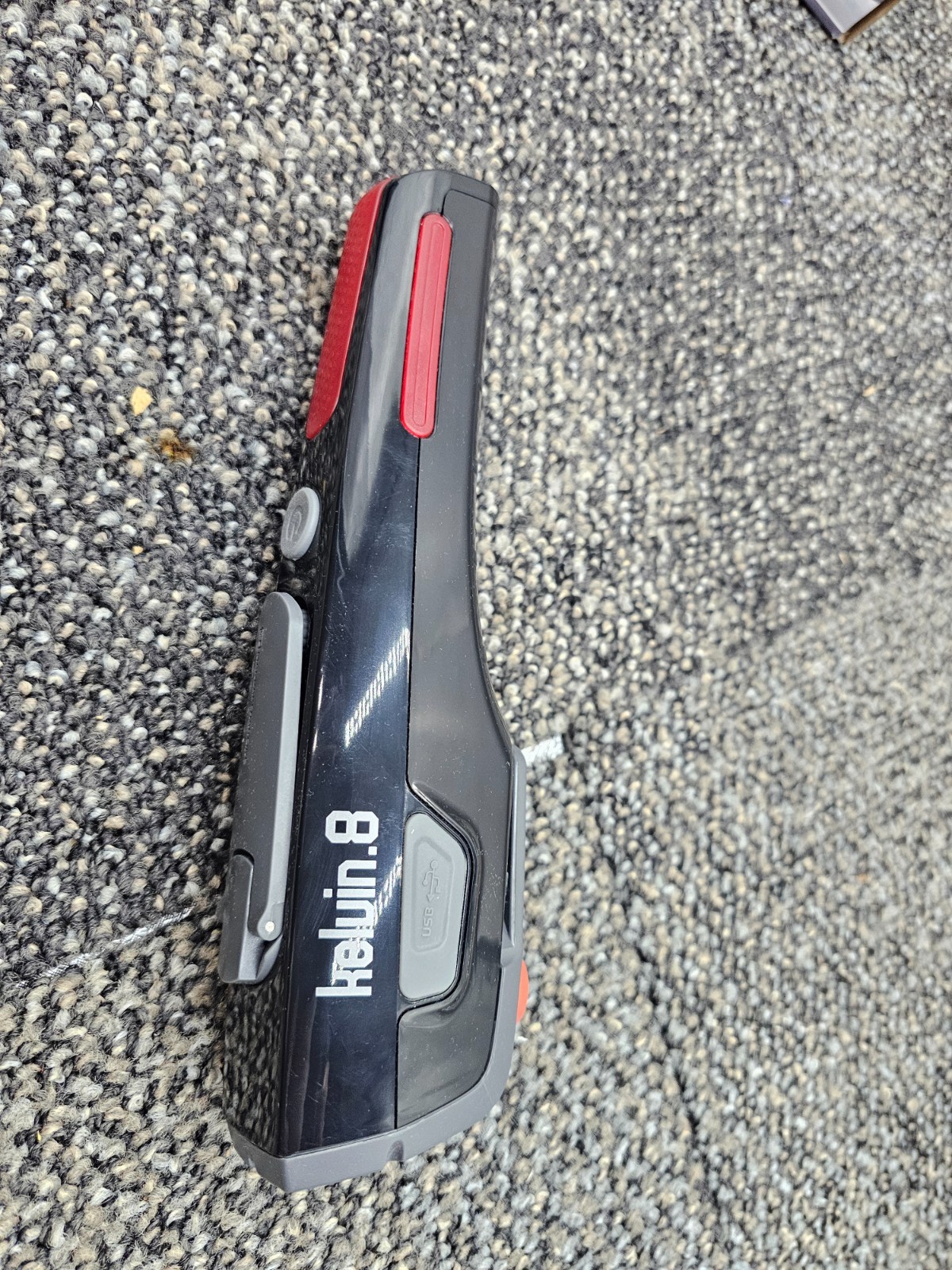 KELVIN 8 Automotive Emergency Tool 8: Power Generator with USB Powerbank