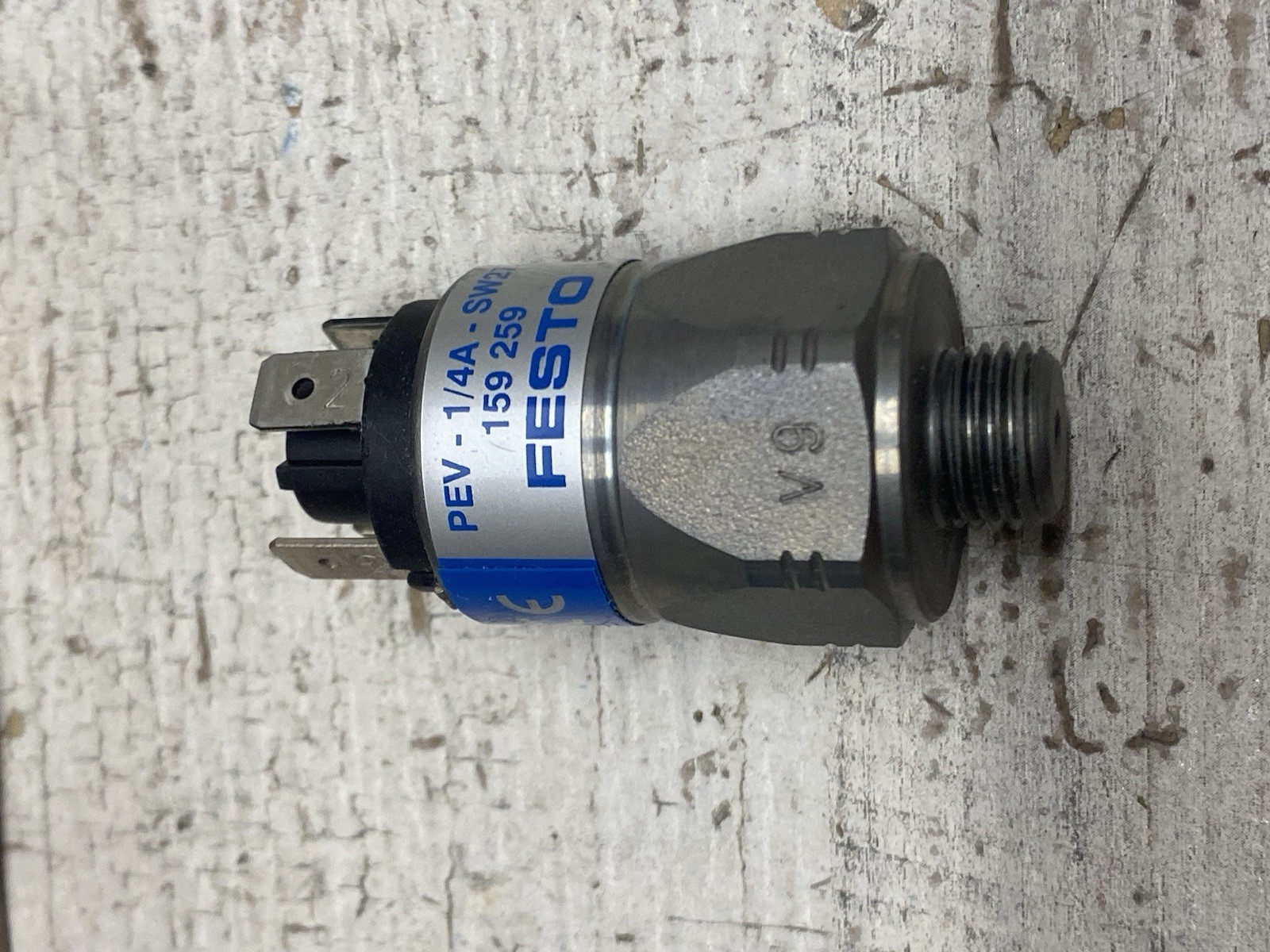 FESTO PEV-1/4-A-SW27 159259 250VAC 15-145PSI PRESSURE SWITCH New