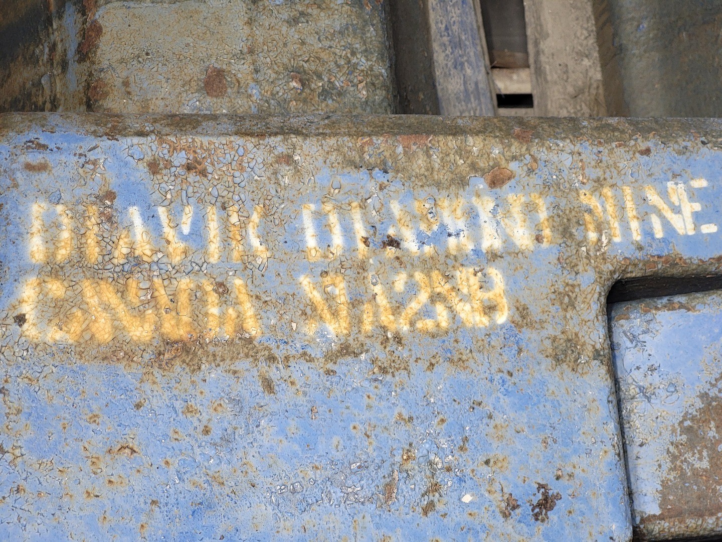 BRADKEN DK200S 400-2 Crawler Shoes – Heavy Machinery