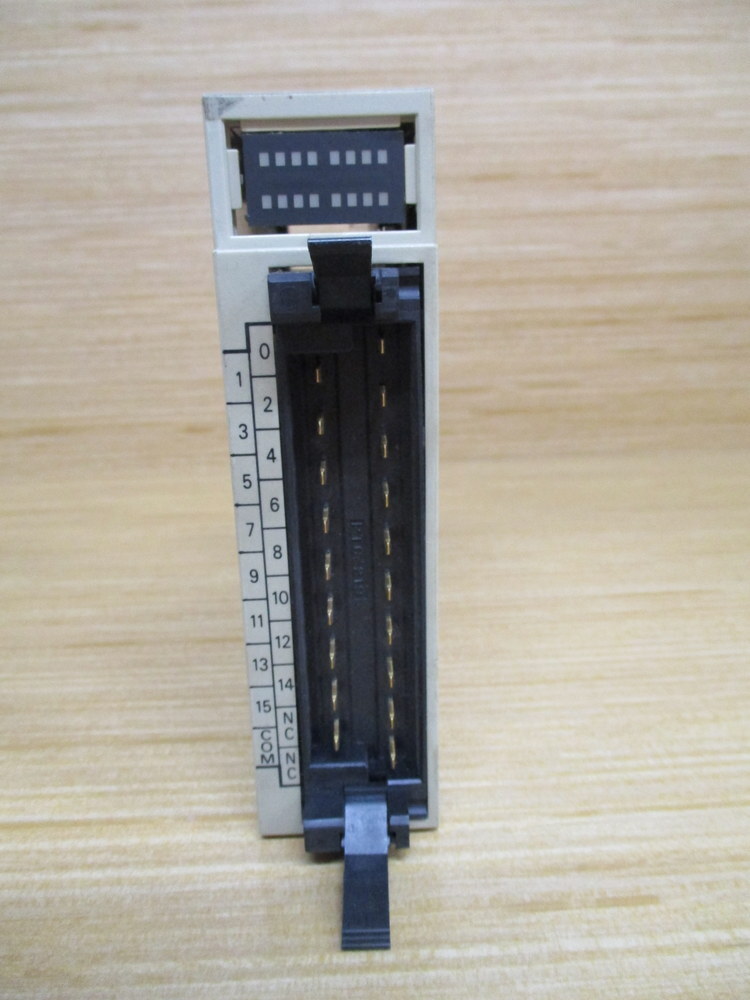 Omron C200H-ID212 Input Unit C200HID212 W/O Terminal Strip