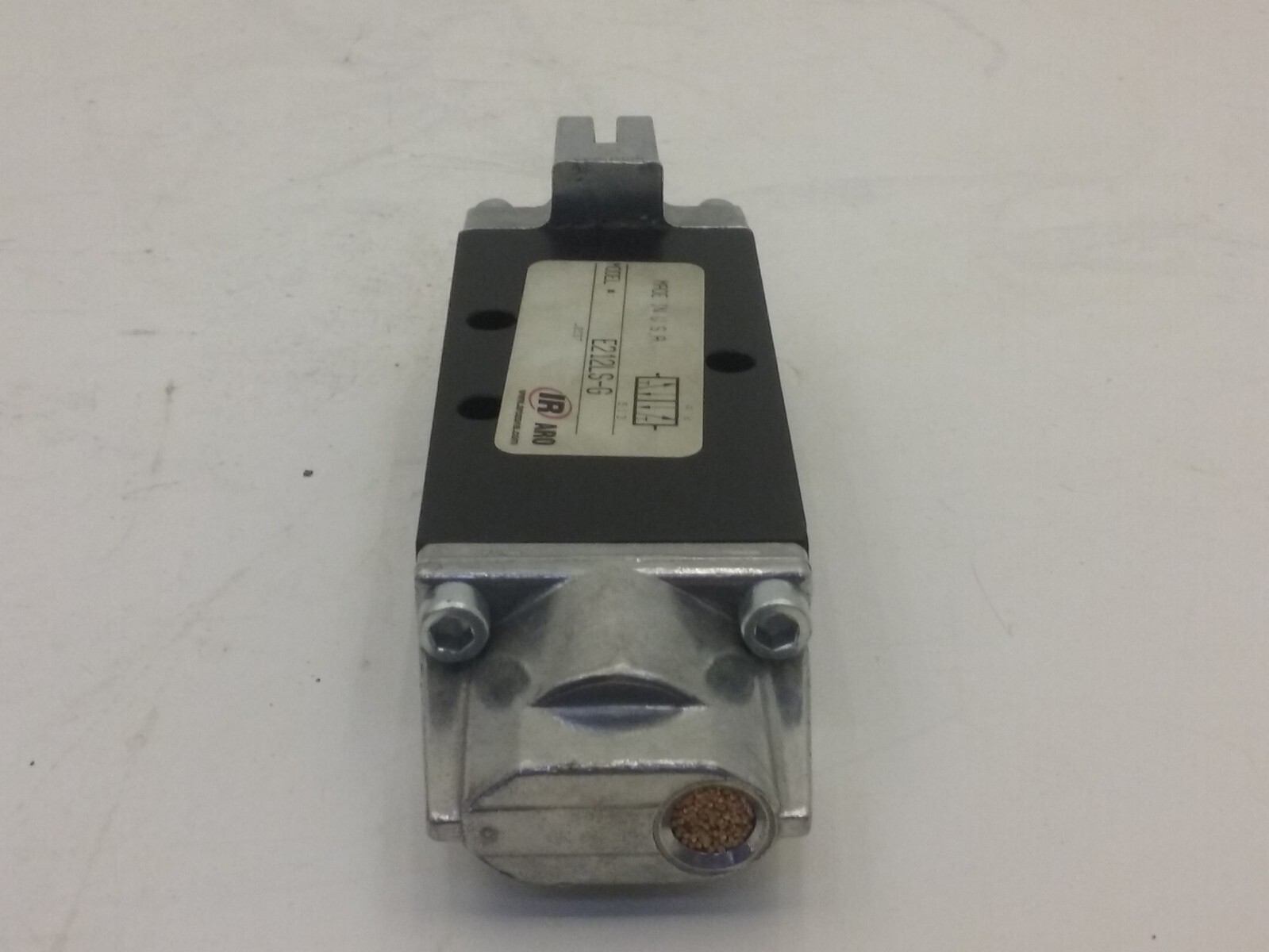 INGERSOLL RAND E212LS (E212LS-G) MANUAL AIR CONTROL VALVE, 4-WAY, 1/4″ NPT