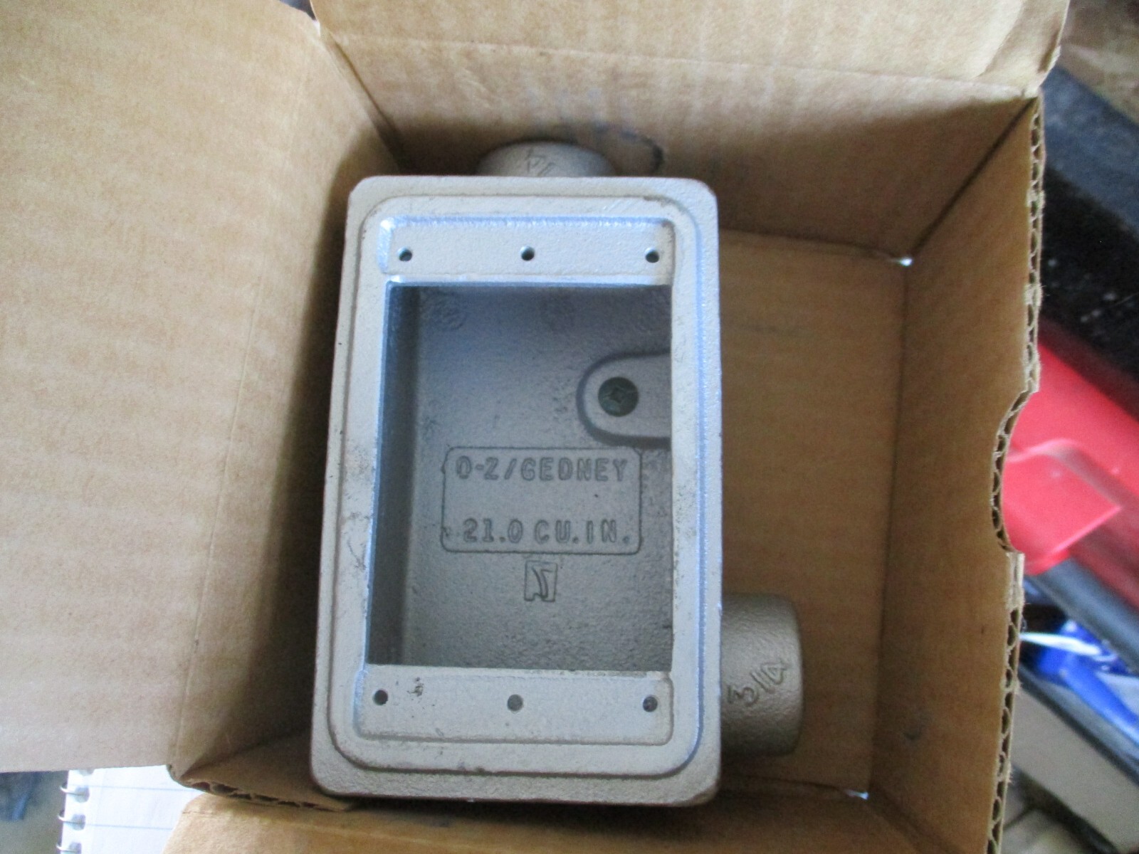 OZ Gedney FS box, CHOOSE Right or Left, FSR-1-75 OR FSL-1-75. 2 each type avail