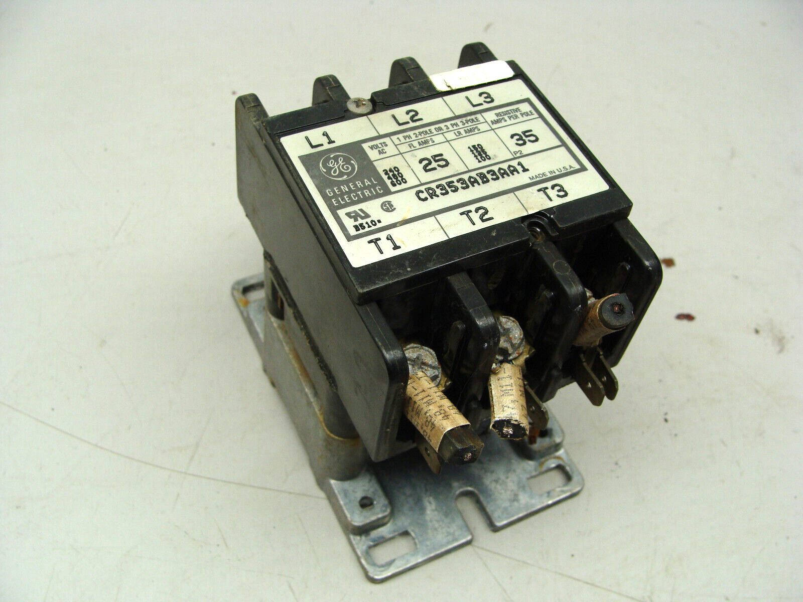 LOT OF 2 GE CR353AB3AA1 CONTACTORS 35A 3P COIL 55-B31A 110/120V