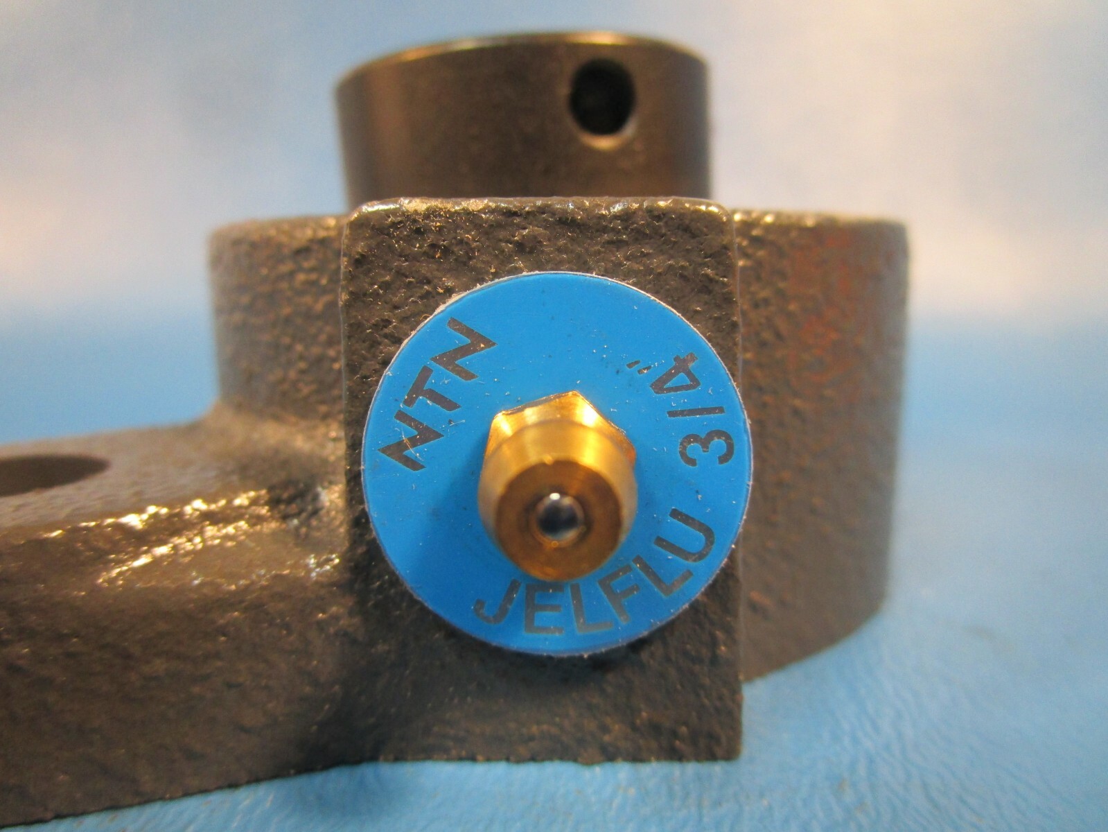 NTN JELFU-3/4, 3/4″ Bore 2 Bolt Flange Bearing, Eccentric Collar