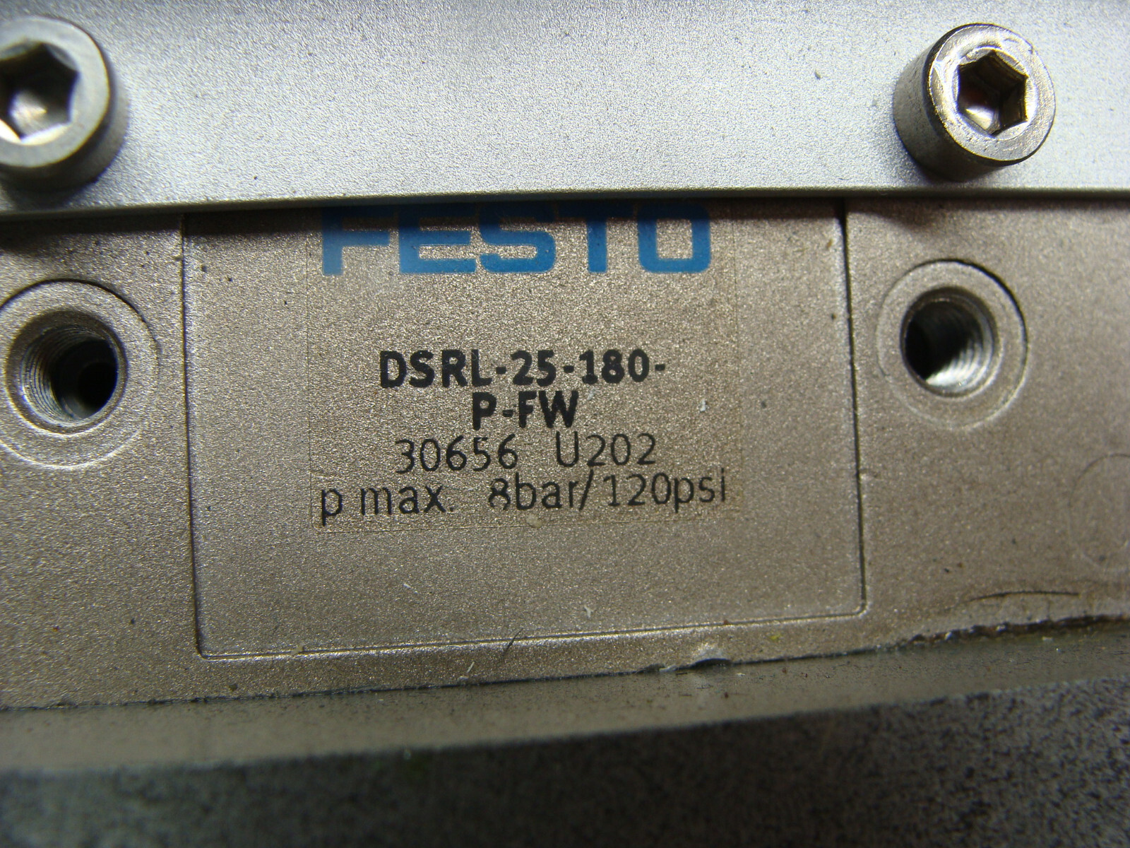 FESTO DSRL-25-180-P-FW SEMI-ROTARY DRIVE CYLINDER 30656 W/IS5035 IS-3002-BP0G/AS