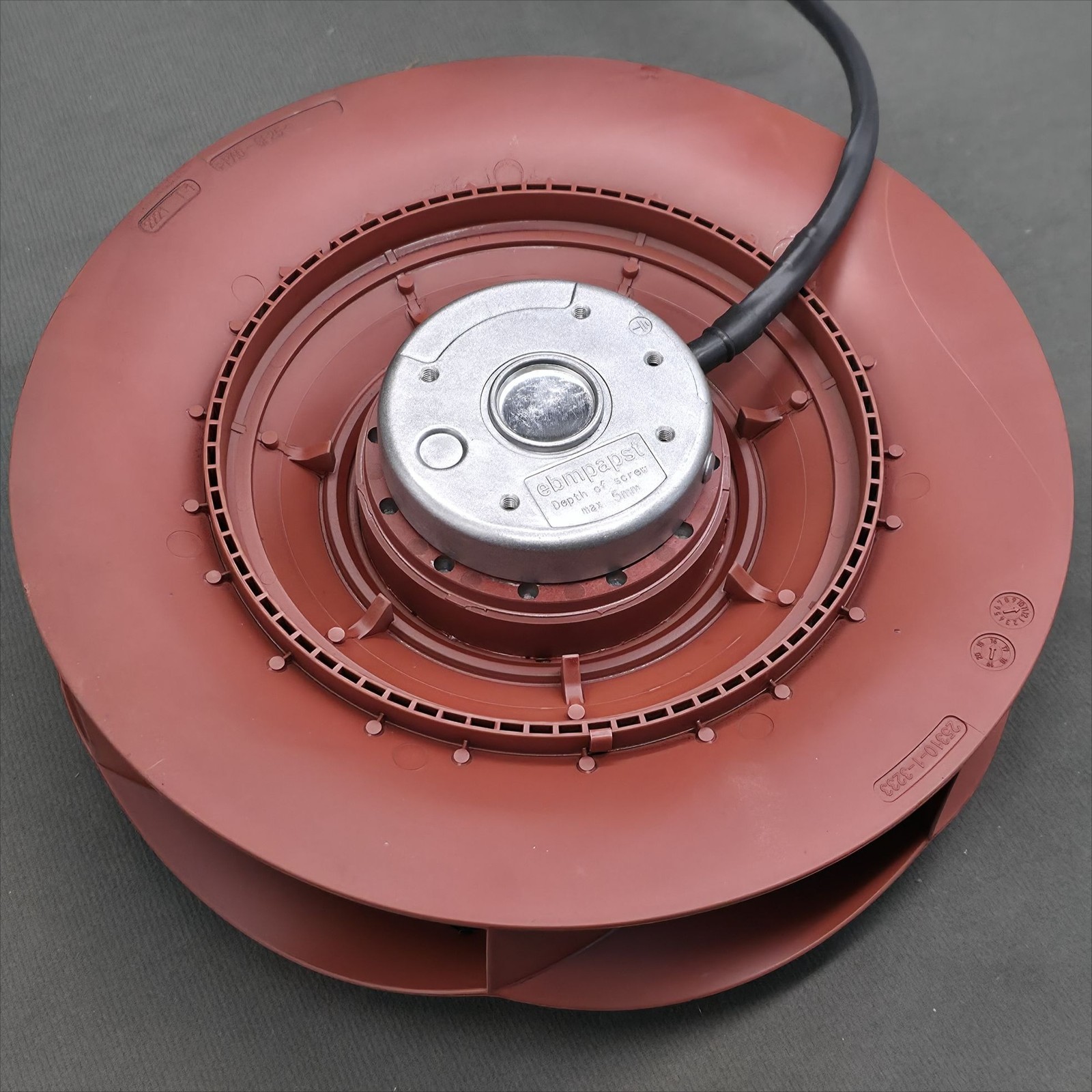Cooling Fan For R2D250-RA10-12 R2D250-RA10-15 R2D250-RA10-13 R2D250-RA10-10 400V