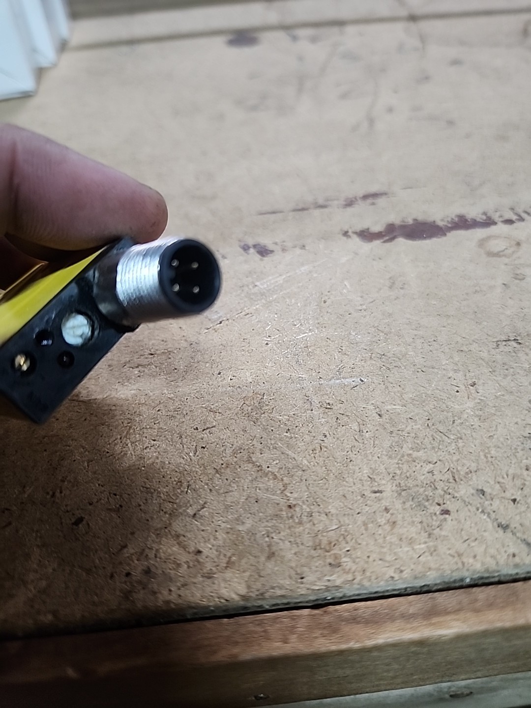 BANNER SM312CV2QD PHOTOELECTRIC SENSOR MINI-BEAM 10-30VDC 150mA QUICK-DISCONNECT