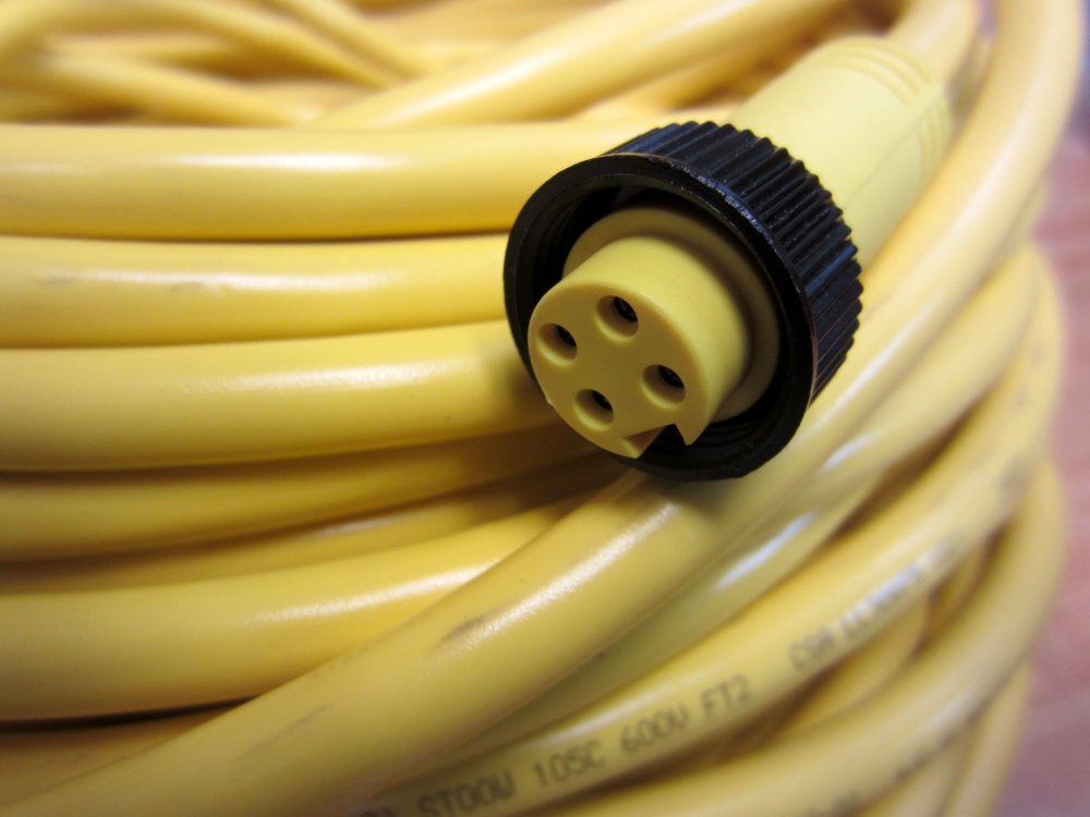 Molex Woodhead 104000A01M305 MC 4P FP 30.5M 16/5 PVC Cable