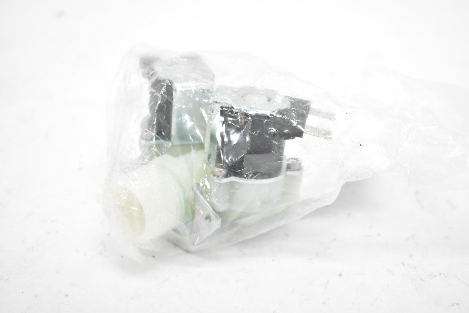Hobart 00-563073-00003 Solenoid Valve Dual RPE 5L Solenoid Made In Italy