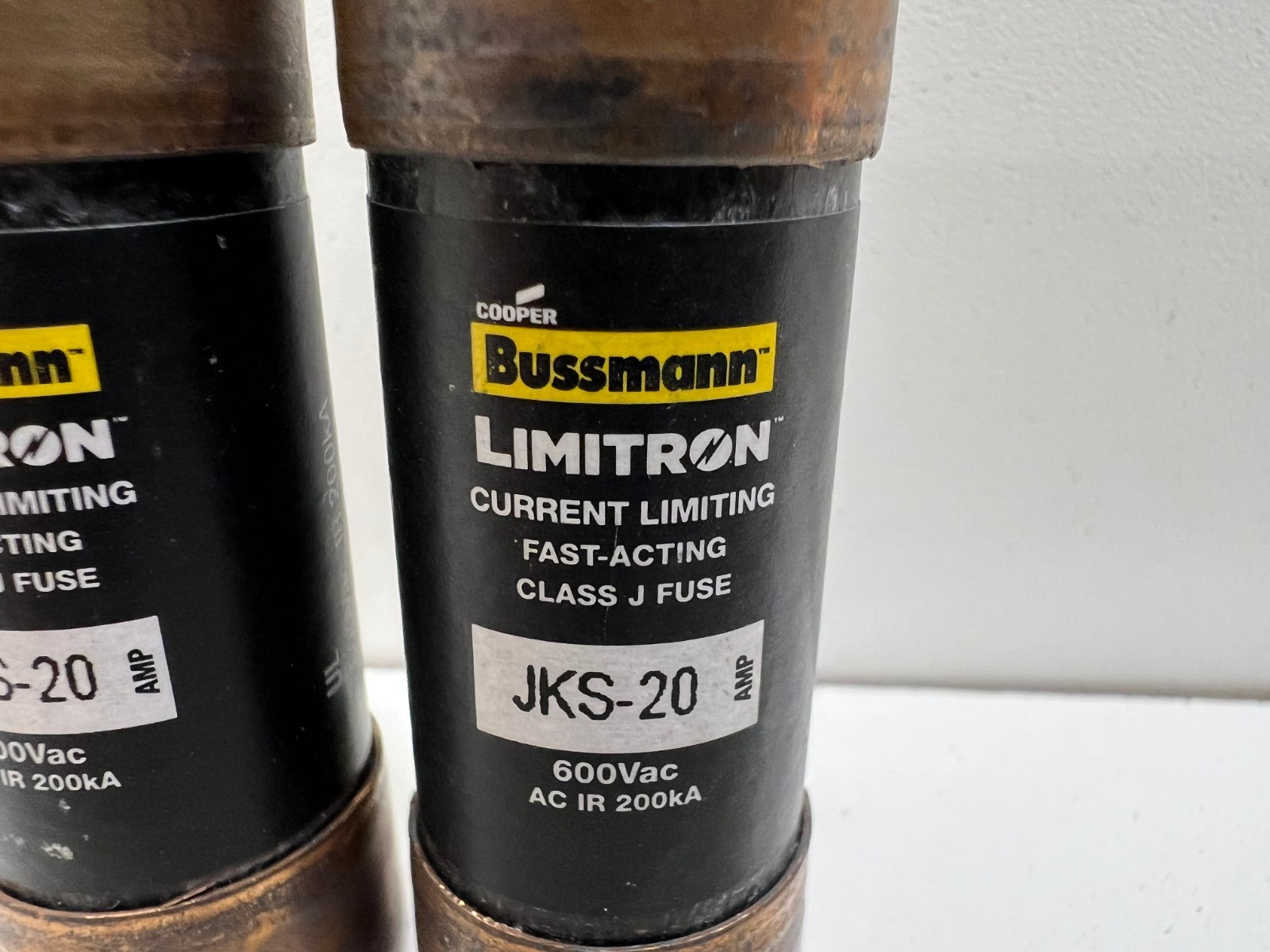 LOT OF (2) NEW OLD STOCK! BUSSMANN 20A 600V FAST ACTING FUSES JKS-20