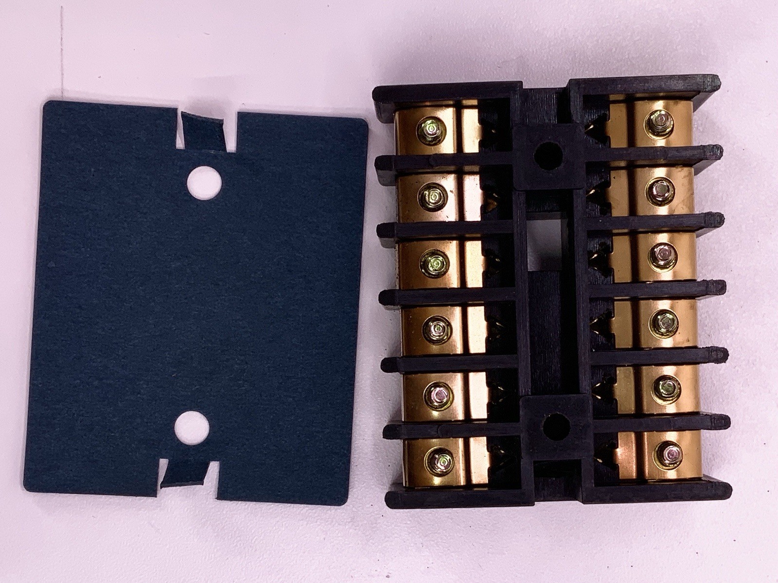 Struthers Dunn CX 3673 / CX3673 Dunco Socket Terminal Block : NEW In Box