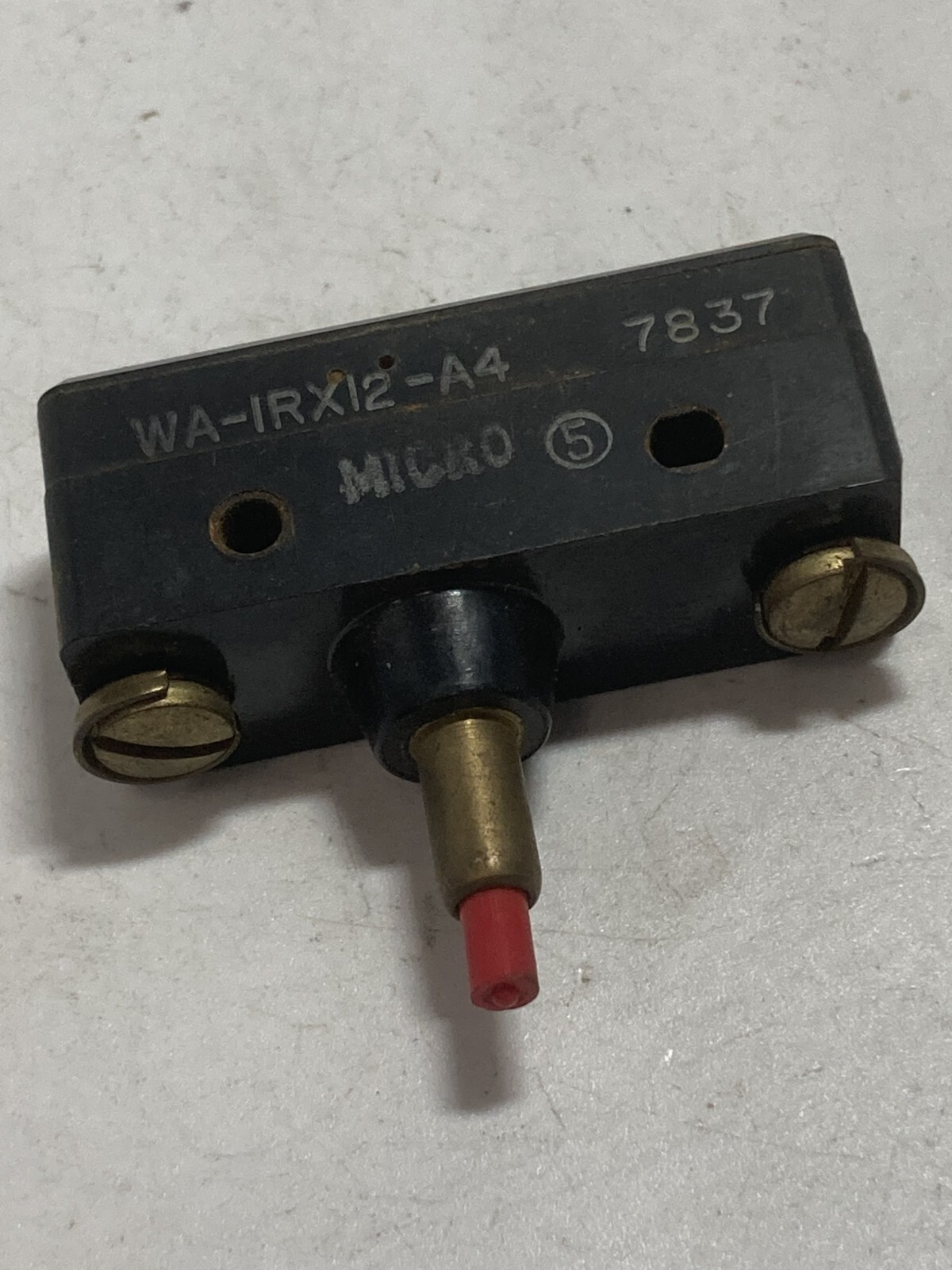 HONEYWELL WA-IRX12-A4 MICROSWITCH PIN PLUNGER 20A 250V