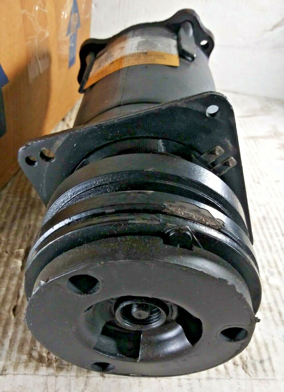 1 REMANUFACTURED FRIGETTE 204-224 A/C COMPRESSOR ***MAKE OFFER***