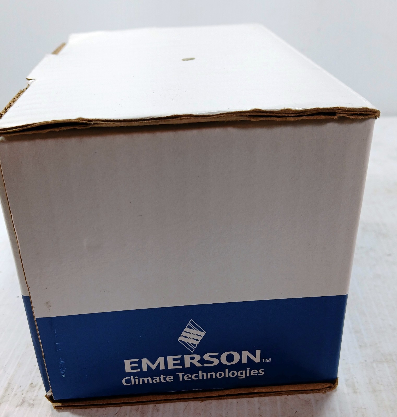 1 NEW EMERSON 12J39 NCE 2 ZAA B10% THERMAL EXPANSION VALVE NIB ***MAKE OFFER***