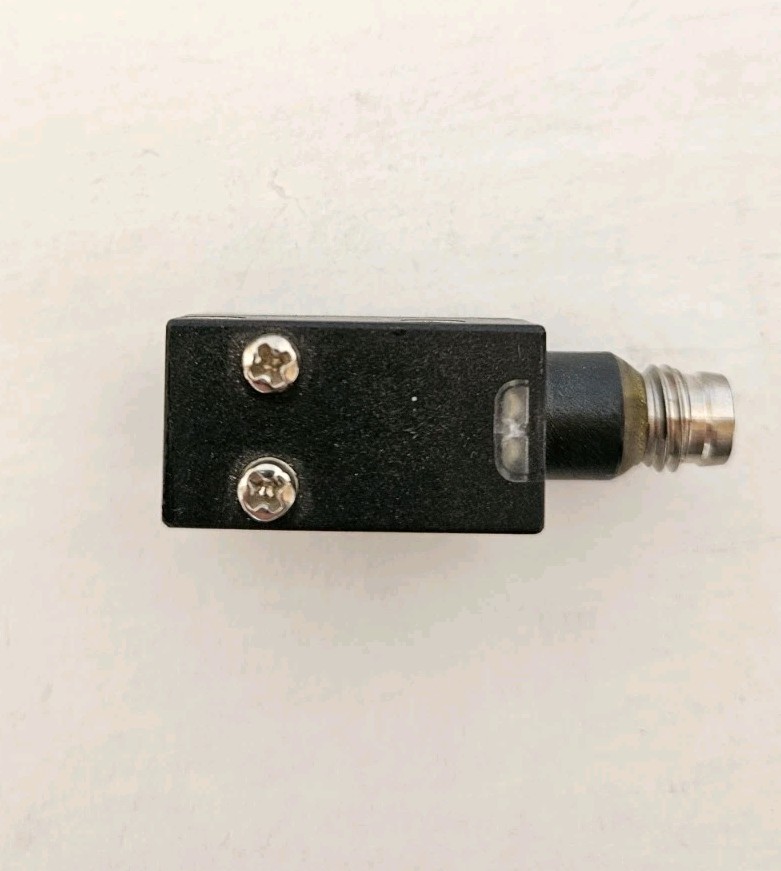 PHOTO EYE SENSOR ML4.2-8-H-40-IR/40B/95/110 PEPPERL + FUCHS 183450 TESTED