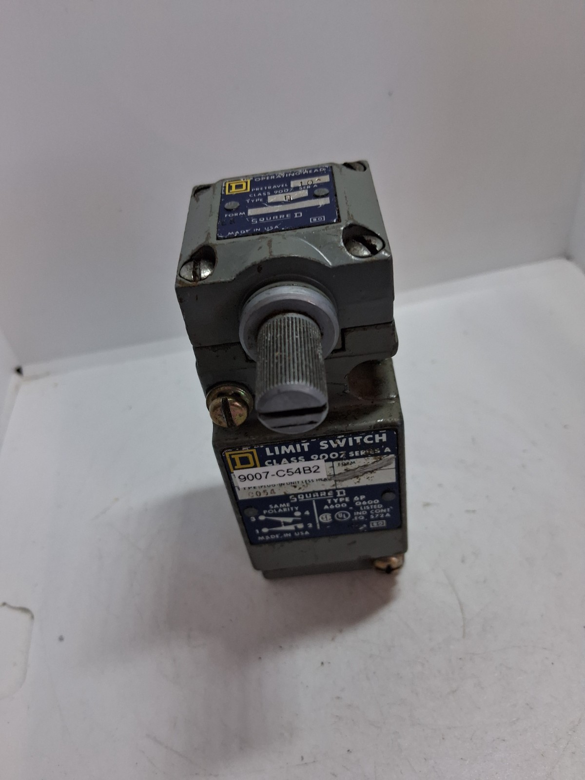 SQUARE D 9007C54B2 LIMIT SWITCH HEAVY DUTY 10A 600V NO/NC ROTARY HEAD SERIES A