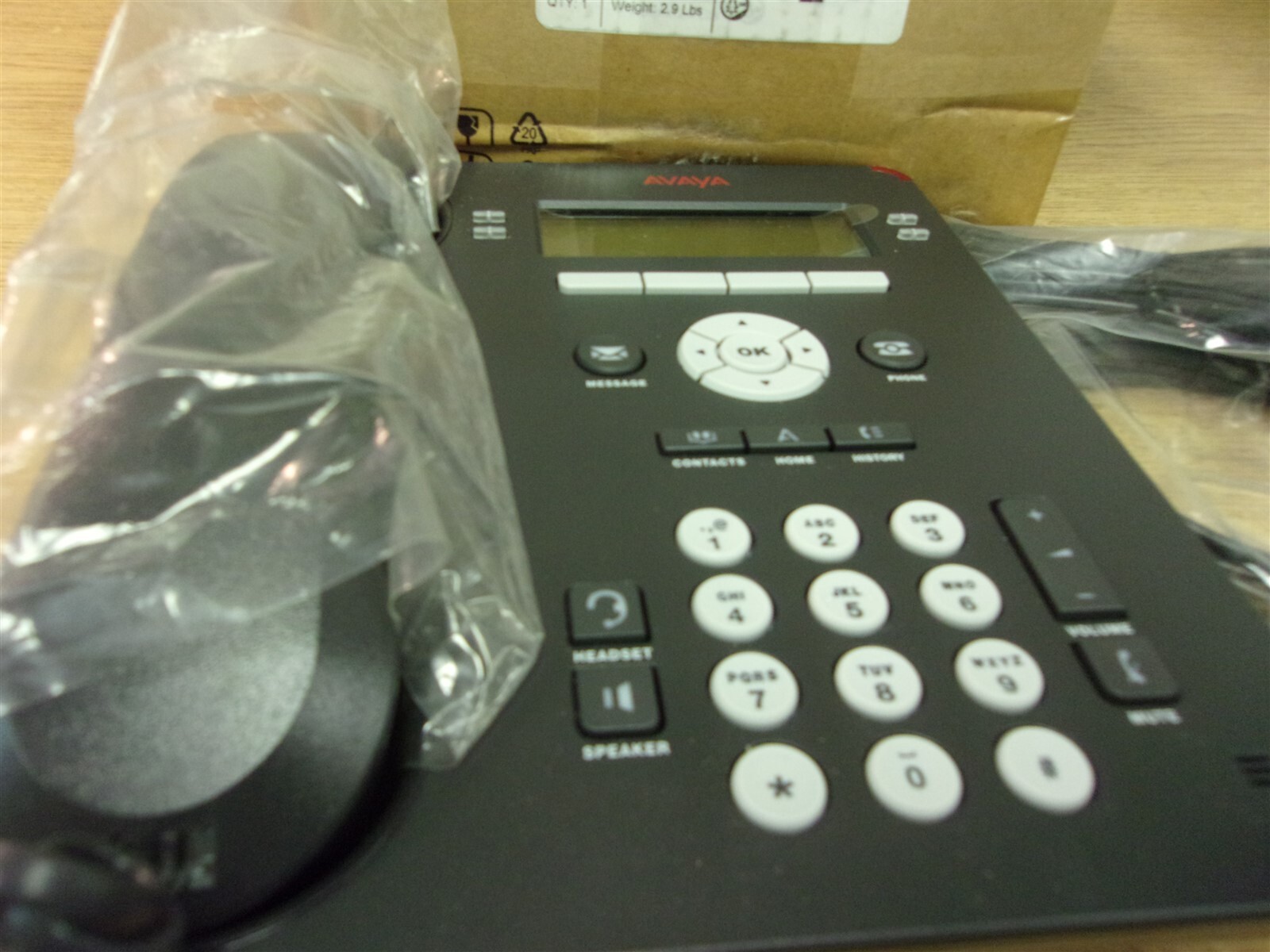 NEW Avaya Model 9504 Digital Telephone *FREE SHIPPING*