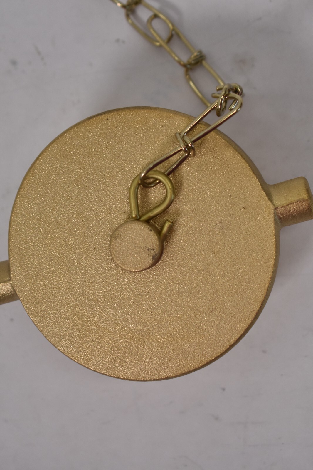 FPPI Pin Lug Plug w Brass Chain & S Type Hook 2-1/2″ NST Male Threaded Rough
