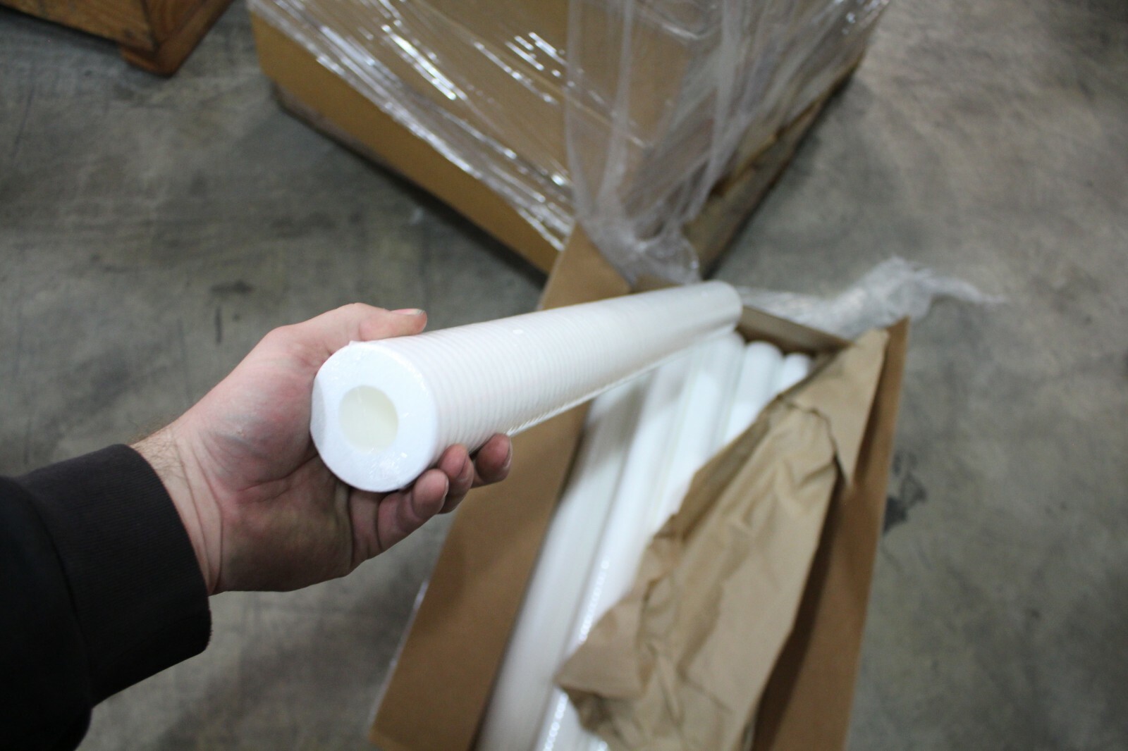 CASE OF 15 Parker BDC50M29-4 Fulflo Durabond Filter 50 Micron 29″ Long x 2.5 Dia