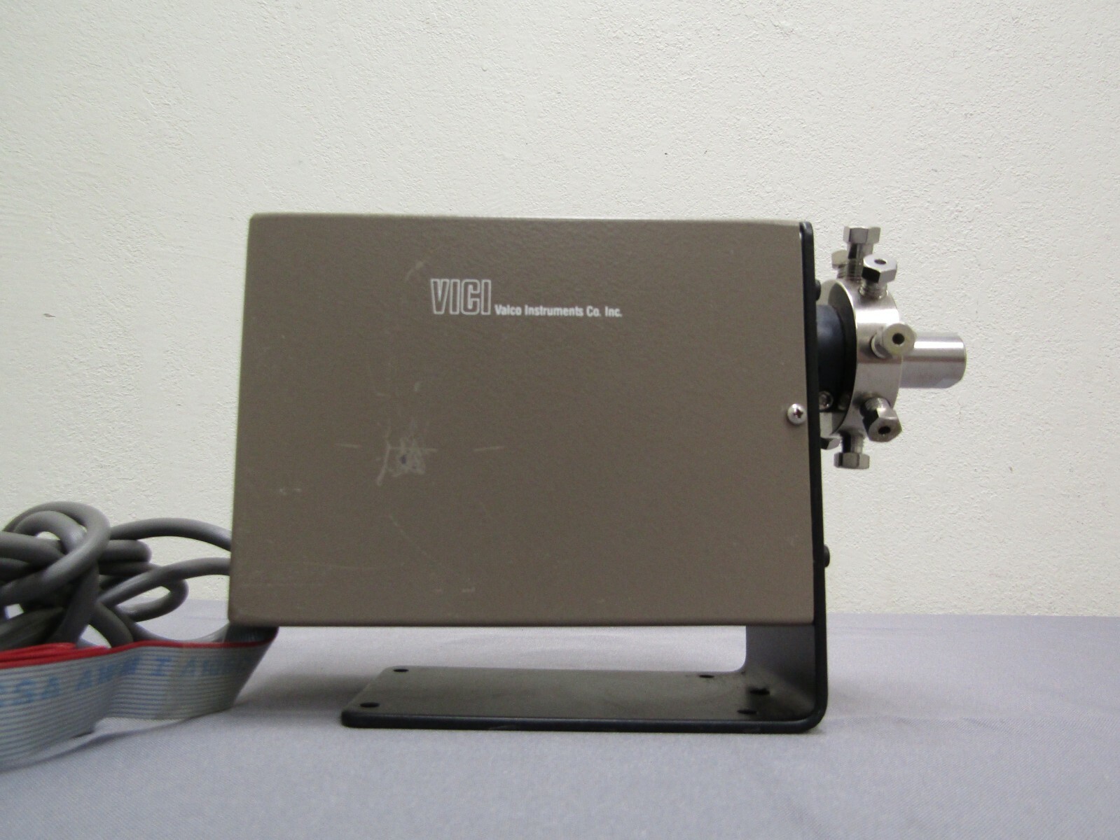 VICI Valco Instruments Model E-8 E8 w/ 8 Port Stream Select