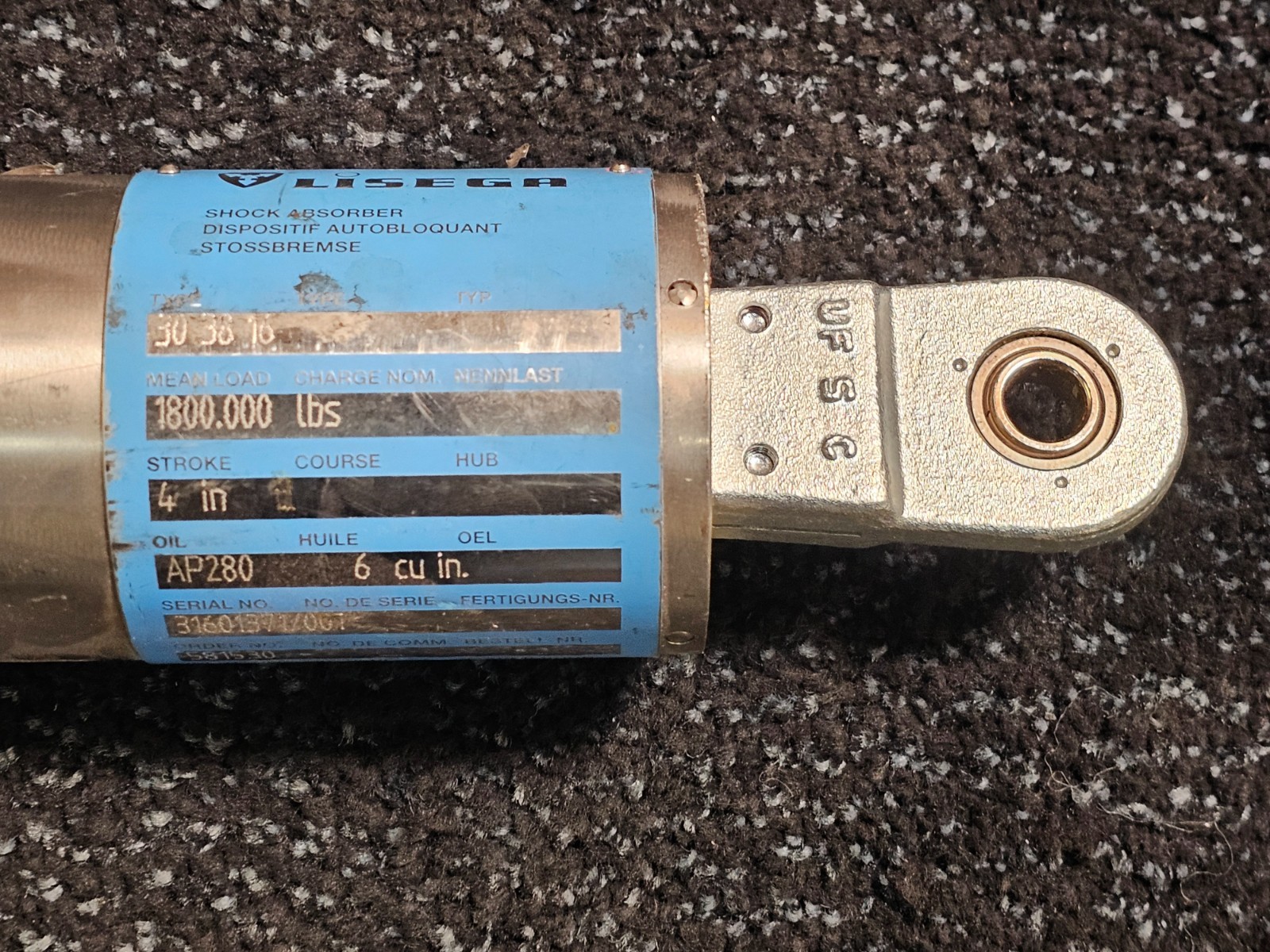 Lisega 30 38 16 Shock Absorber 1800psi 4 in Stroke AP280 Oil 31601371/001