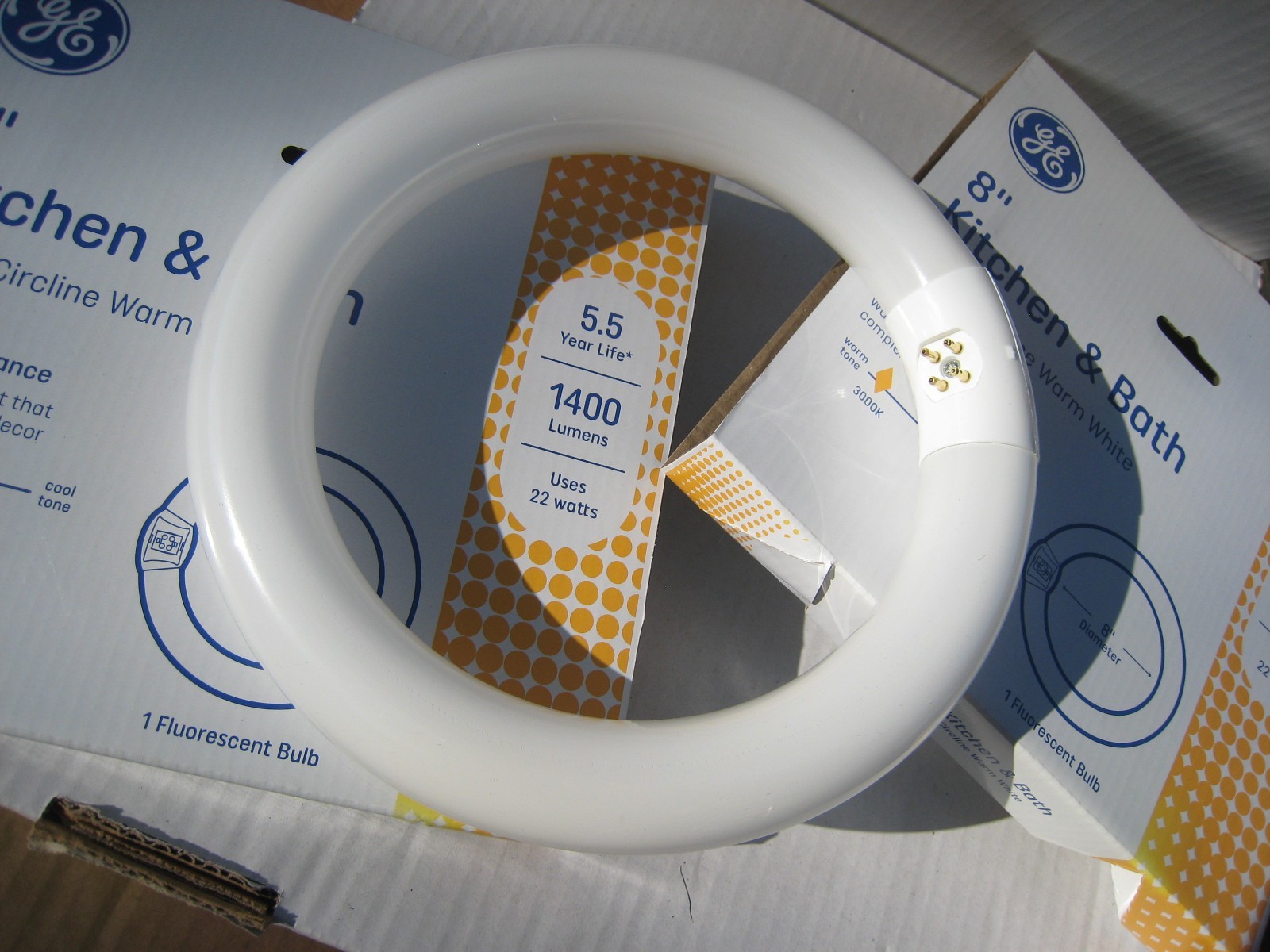 2 GE Lighting FC8T9/KB Circline Fluorescent Lamp 8″ 22W 3000K Warm Natural Light