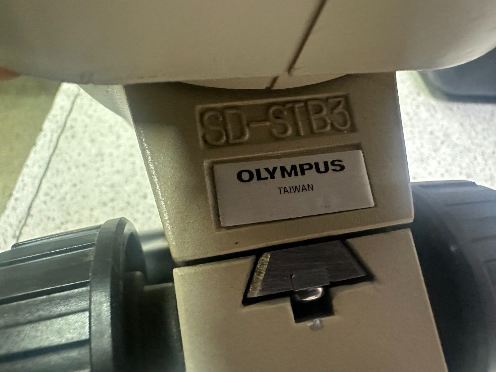 Olympus SZ30 Binocular Microscope head with SD-STB3