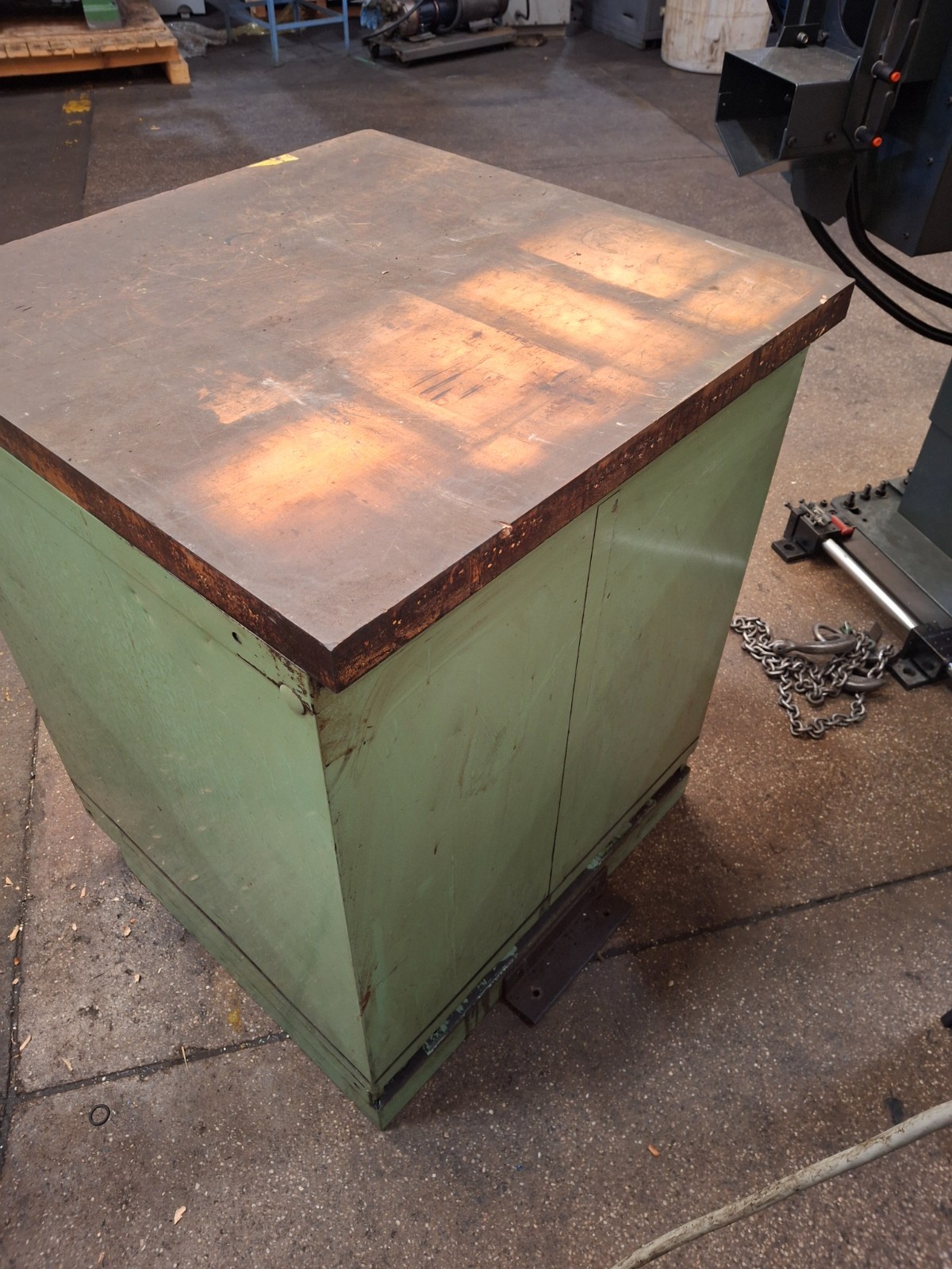 Vidmar Heavy Green 4 Pull Drawer Tool Storage Cabinet With Maple Wood Top