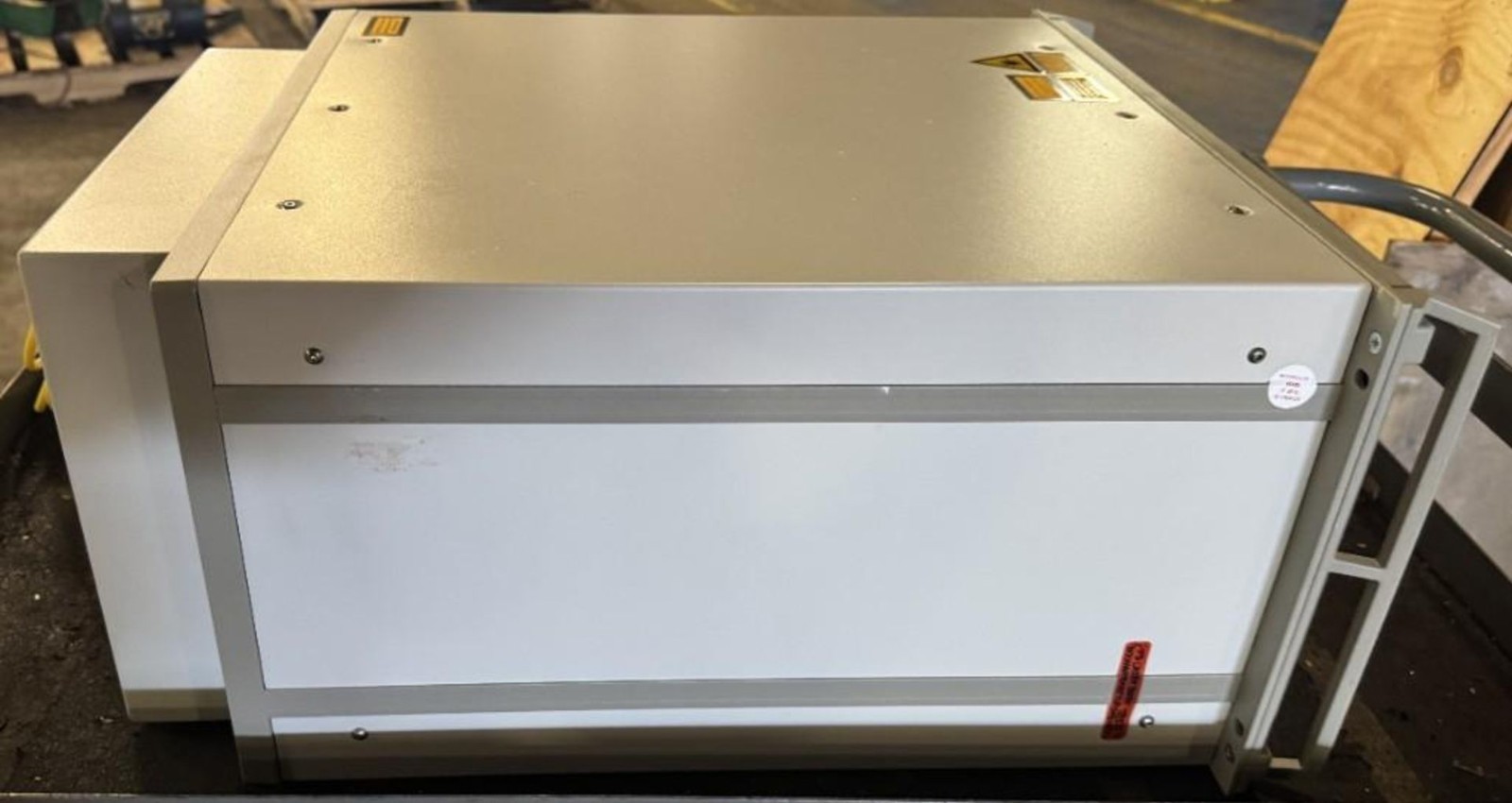 NEW IPG FIBER LASER IPG – YLR-200-SM-EOS, Germany.