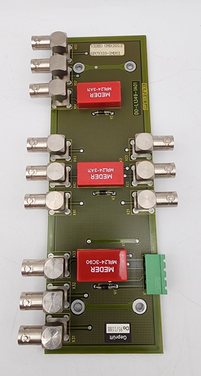 Siemens 6FC9310-1MD01 Monitor Switchover (3-way) RGB Module D0-L1349-1A01