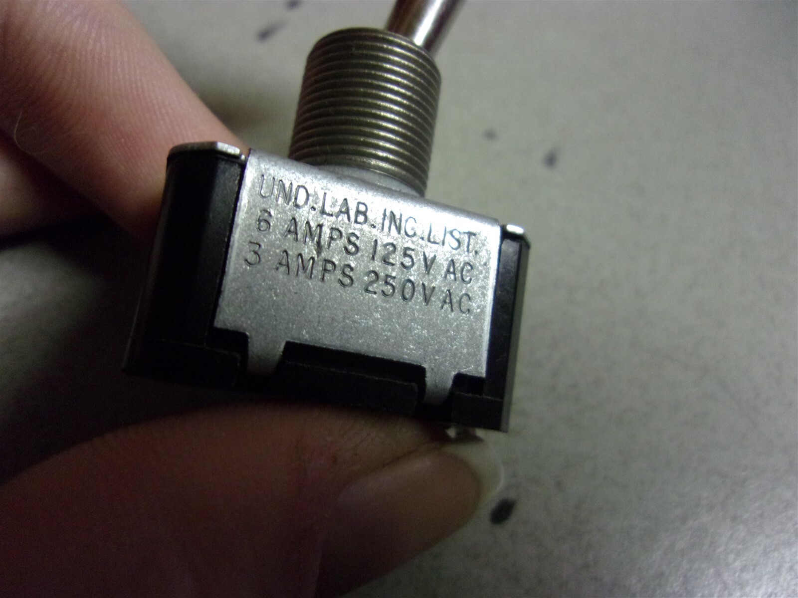 NEW Underwriters Lab 6A 125VAC Toggle Switch *FREE SHIPPING*