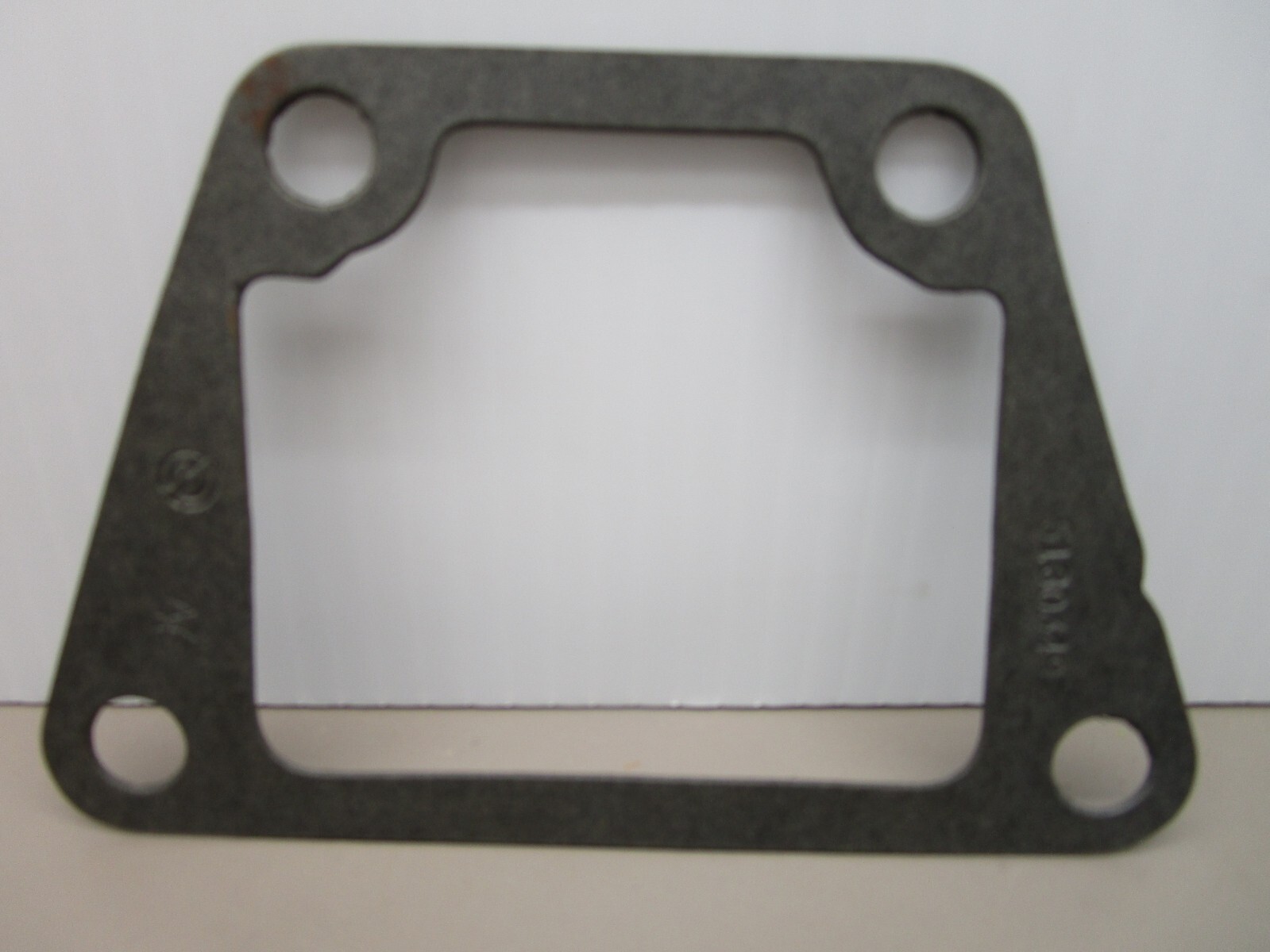 Detroit Diesel 5130349 Engine Block Breather Gasket