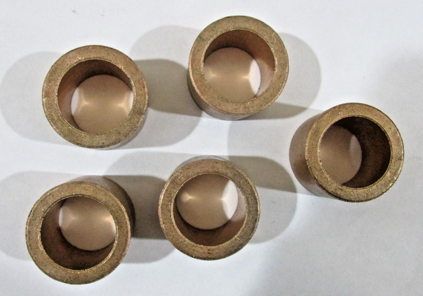 Oilite AAM2535-25B Bronze Bearings. Quantity 5 in bag.