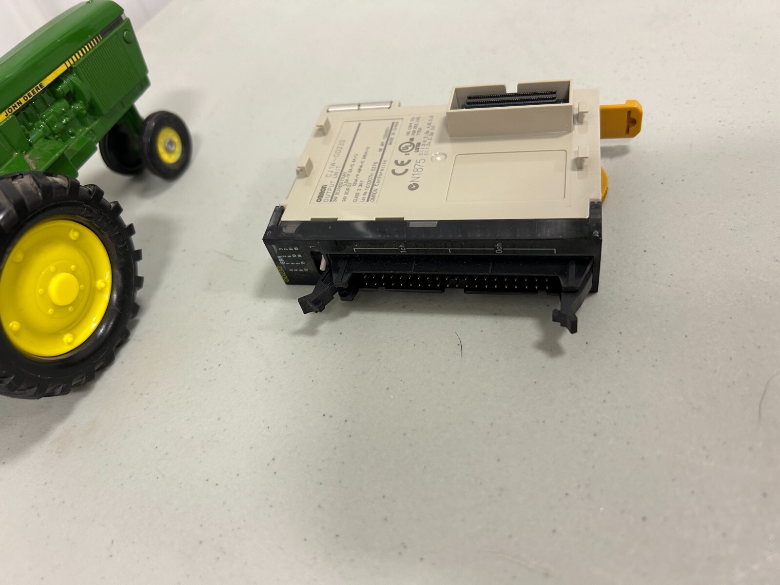 CJ1W-OD232 Omron Output Unit