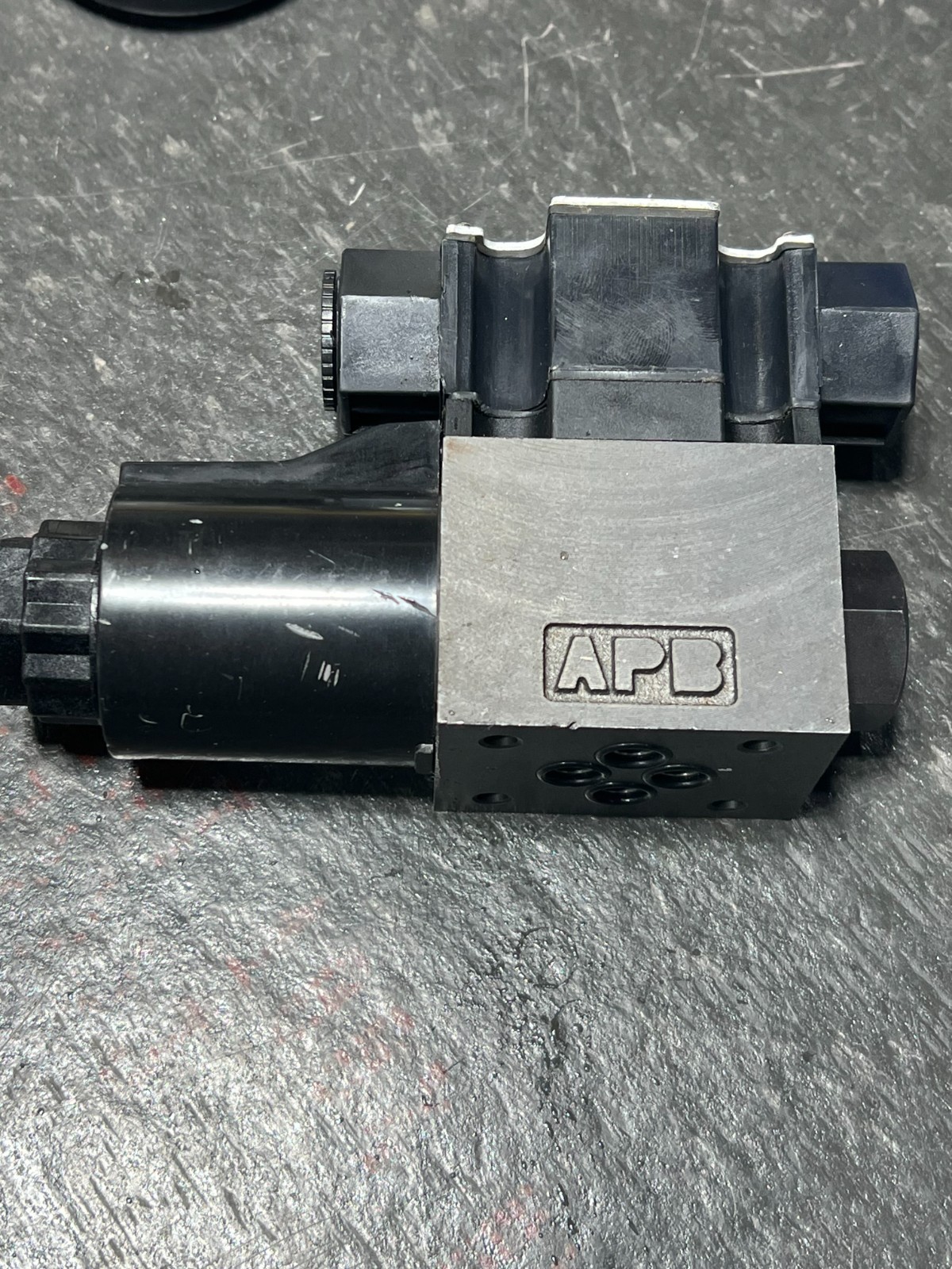 daikin ks0-g02-2bp-30-en nos no packaging shelfware 24vdc 335228