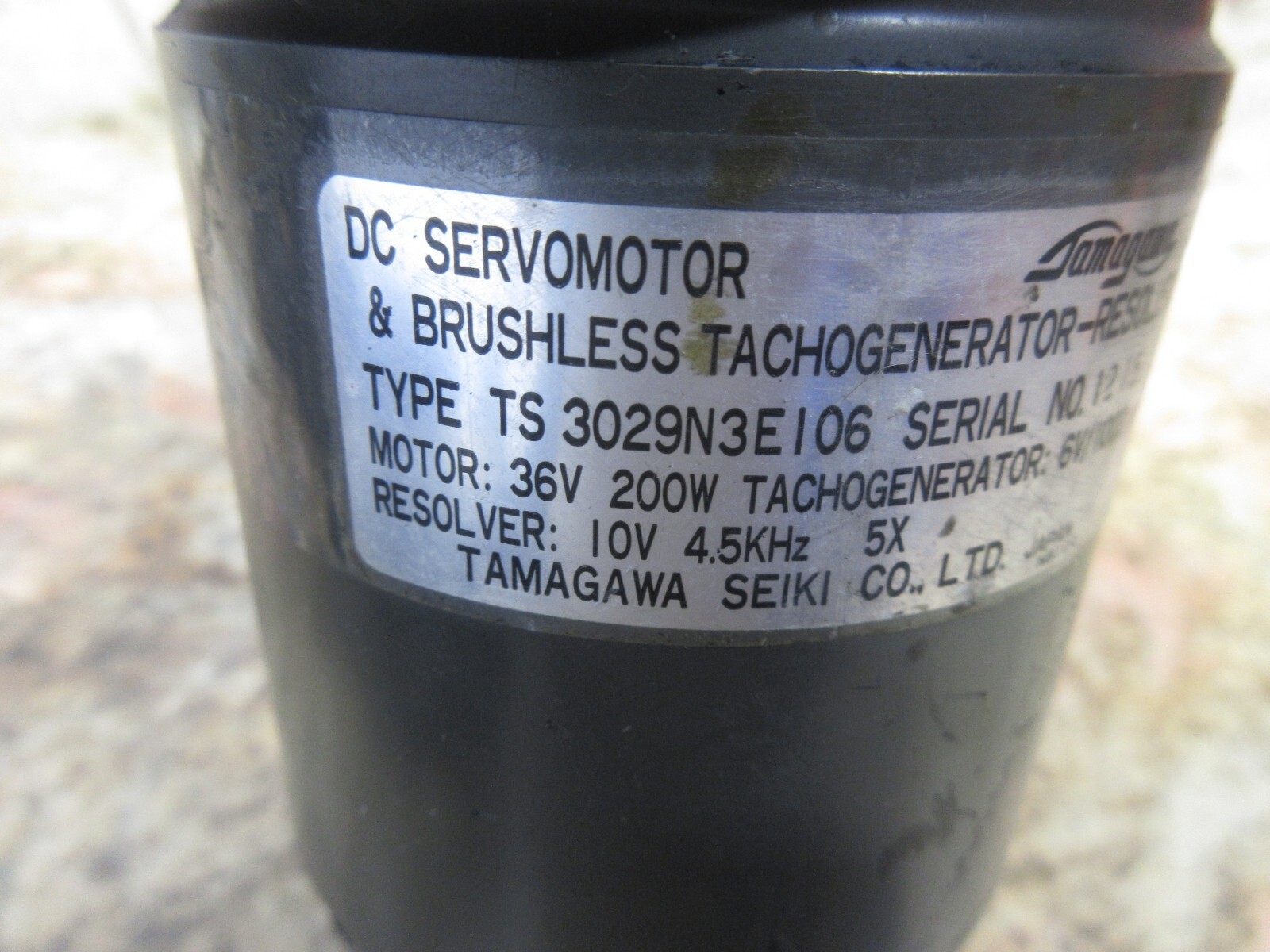 TAMAGAWA DC SERVO MOTOR BRUSHLESS TACHOGENERATOR TS 3029N3E106 36V 200W