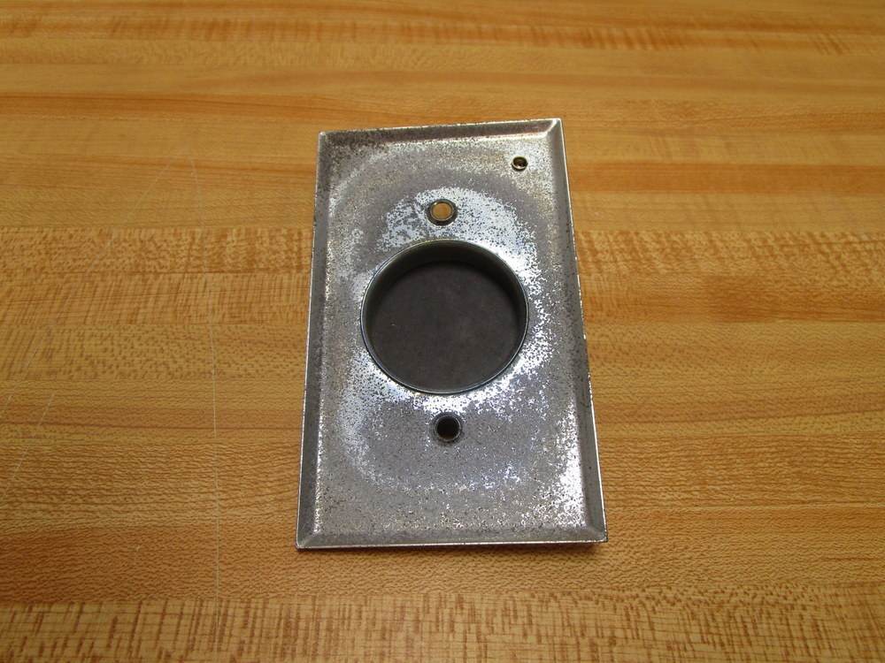 Bryant Electric 5260 Weatherproof Flush Outlet Cover & Hardware Only