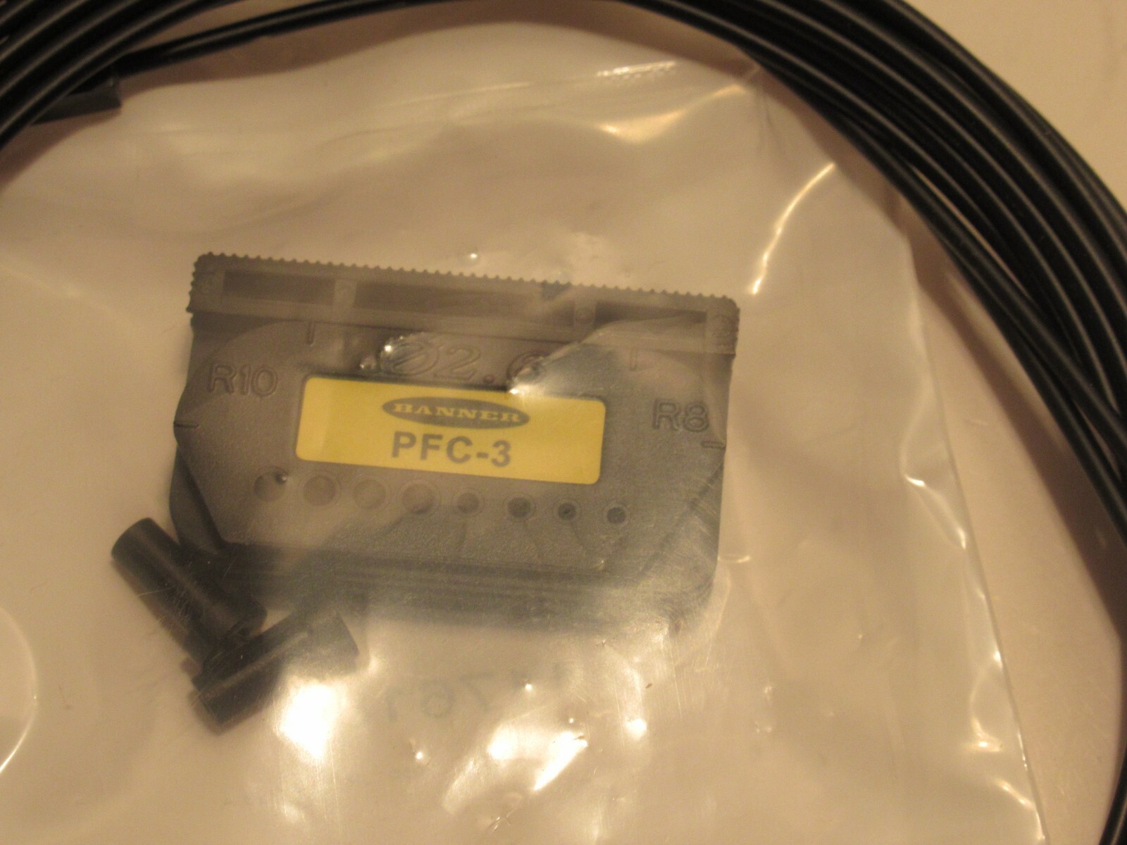 BANNER PFC-3 117618 FIBER OPTIC CABLE WITH PFC-3 CUTTER NEW