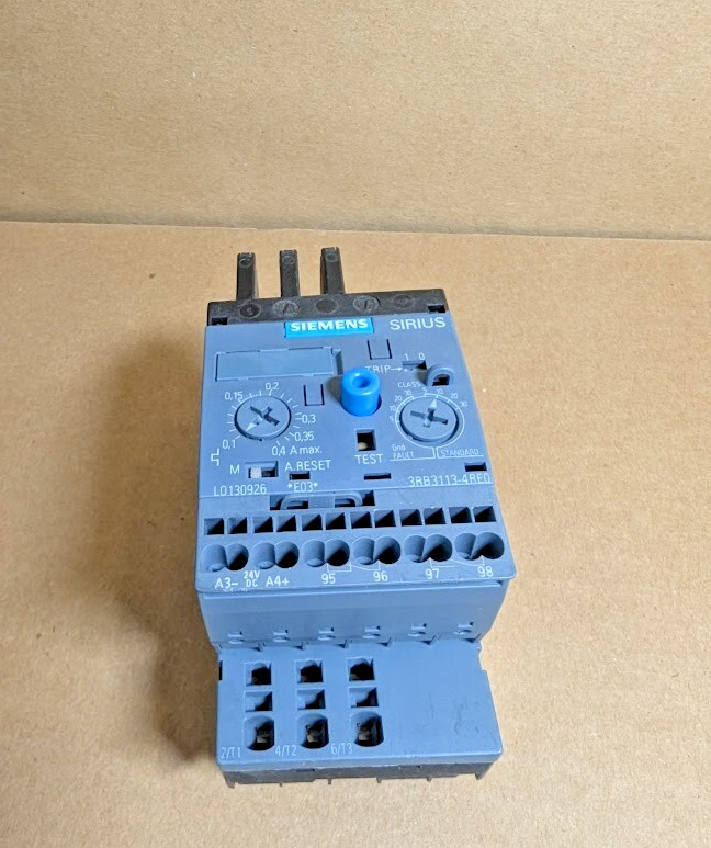 Siemens 3RB3113-4RE0 Electronic Overload Relay, .1-.4A, 3P, (New NB)