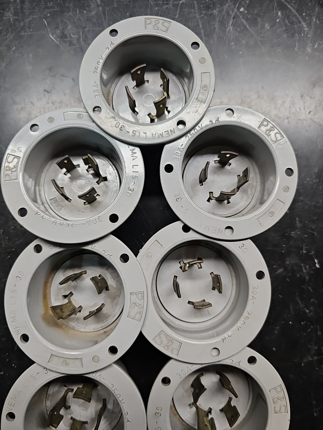 Lot 9 Pass & Seymour L15-30 Receptacle 30A 250V *FREE SHIPPING*