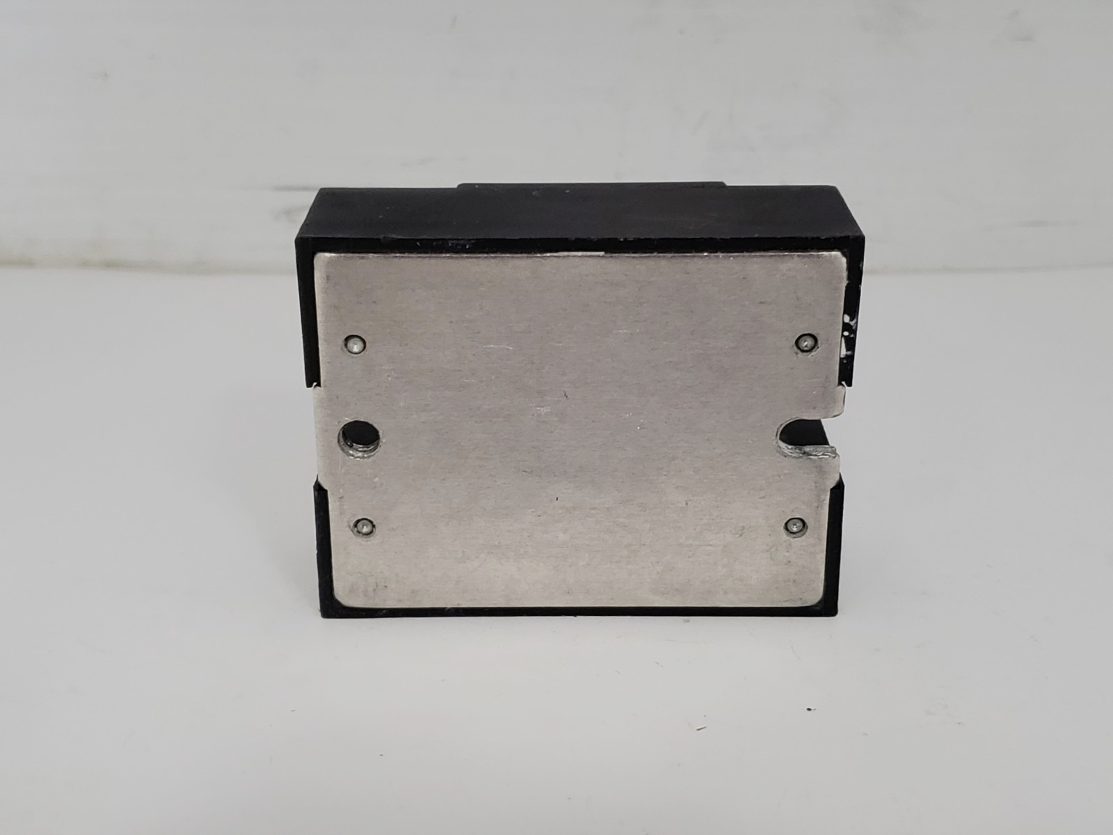 CRYDOM DC60SA3 SOLID STATE RELAY 60V DC 3A 90-280VAC NNB