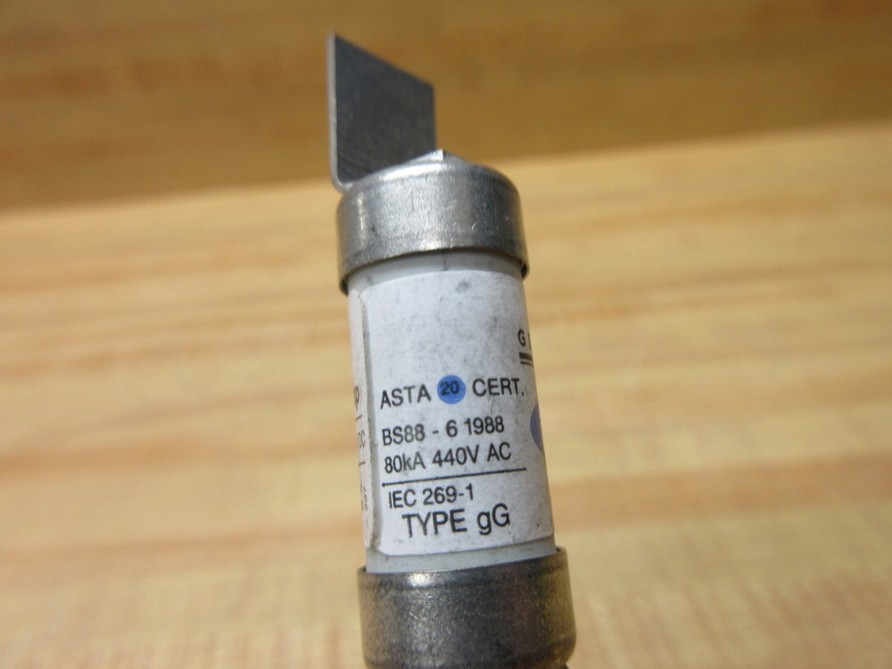 GEC Alsthom NS 4 Amp Safe Clip Fuse BS88-6 1988